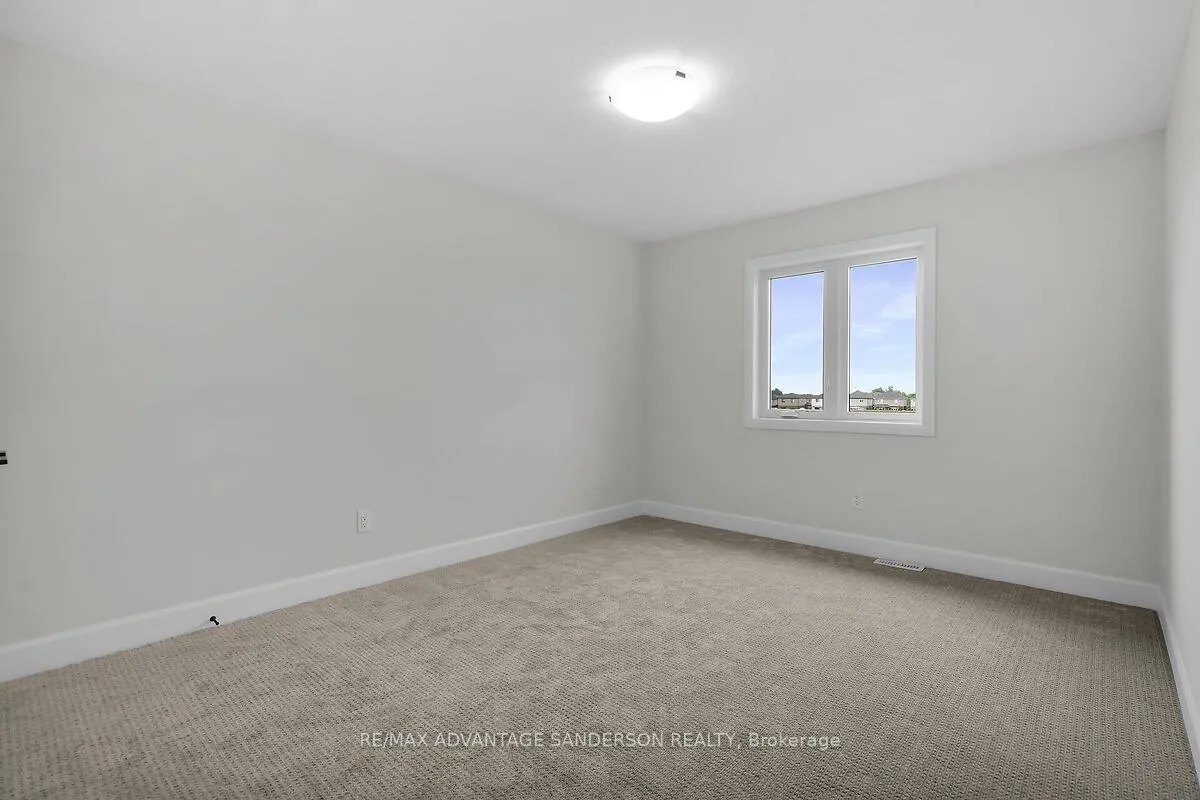 Photo 30 of 173 Bowman Drive, Middlesex Centre, Ilderton — HOMEH
