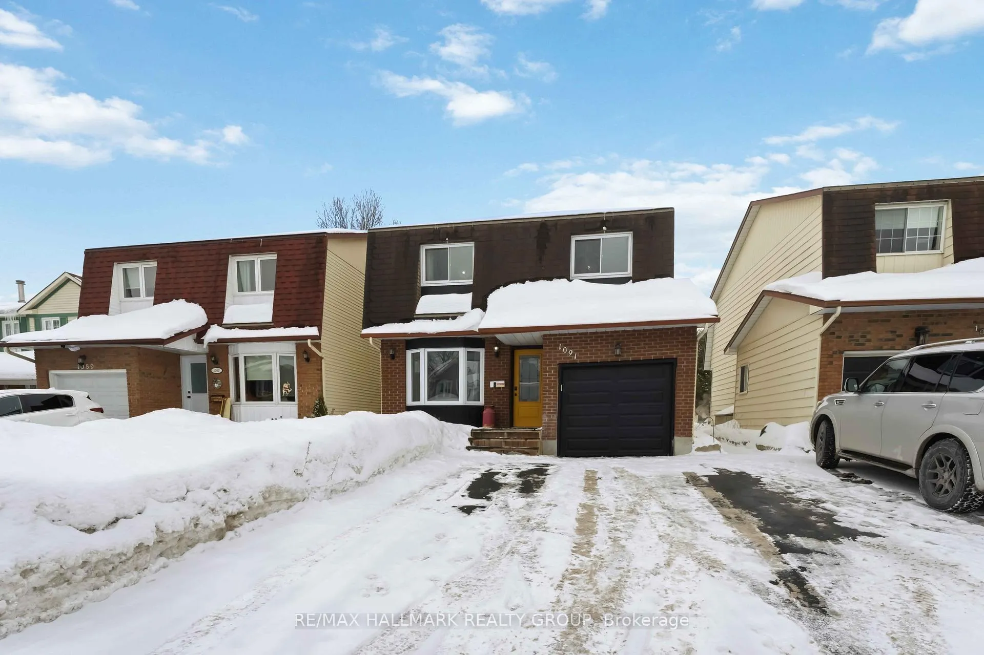 Front of 1091 Burgundy Lane