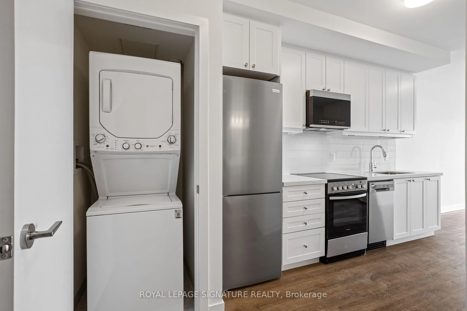 Photo 5 of Unit 614, 51 Clarington Boulevard, Clarington, Bowmanville — HOMEH