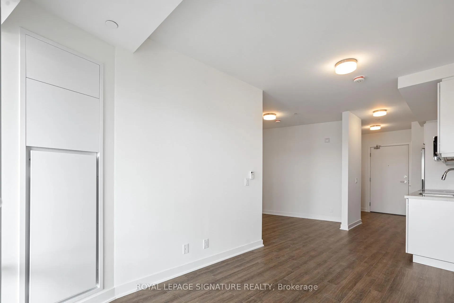 Photo 13 of Unit 614, 51 Clarington Boulevard, Clarington, Bowmanville — HOMEH