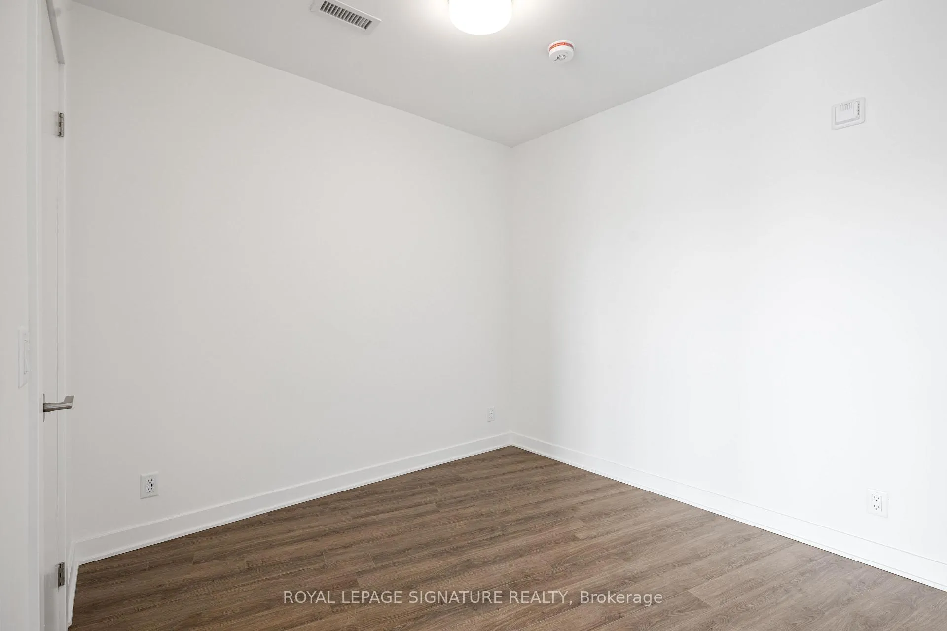 Photo 15 of Unit 614, 51 Clarington Boulevard, Clarington, Bowmanville — HOMEH