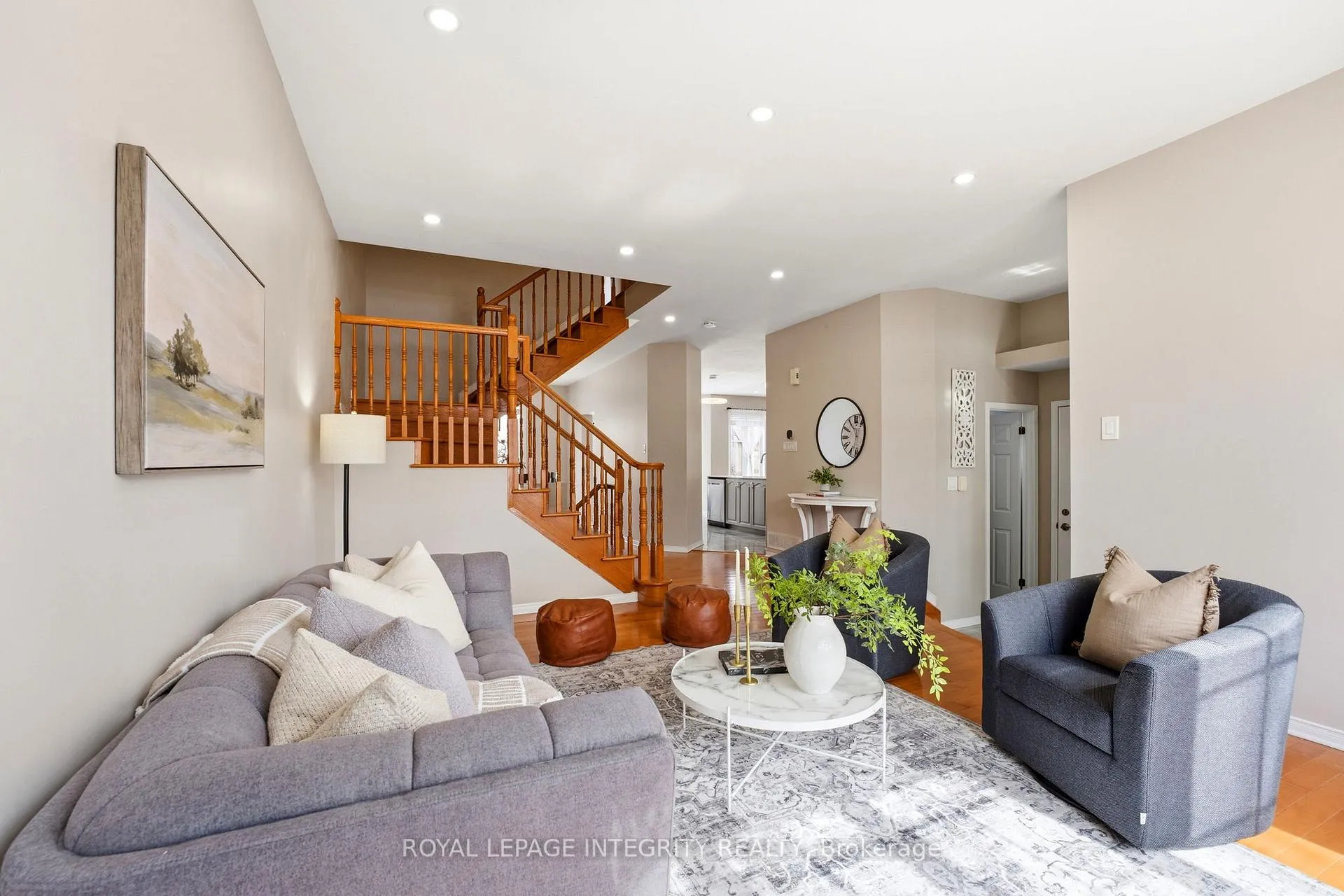 Photo 6 of 7 Len Lunney Crescent, Ottawa, Barrhaven East — HOMEH