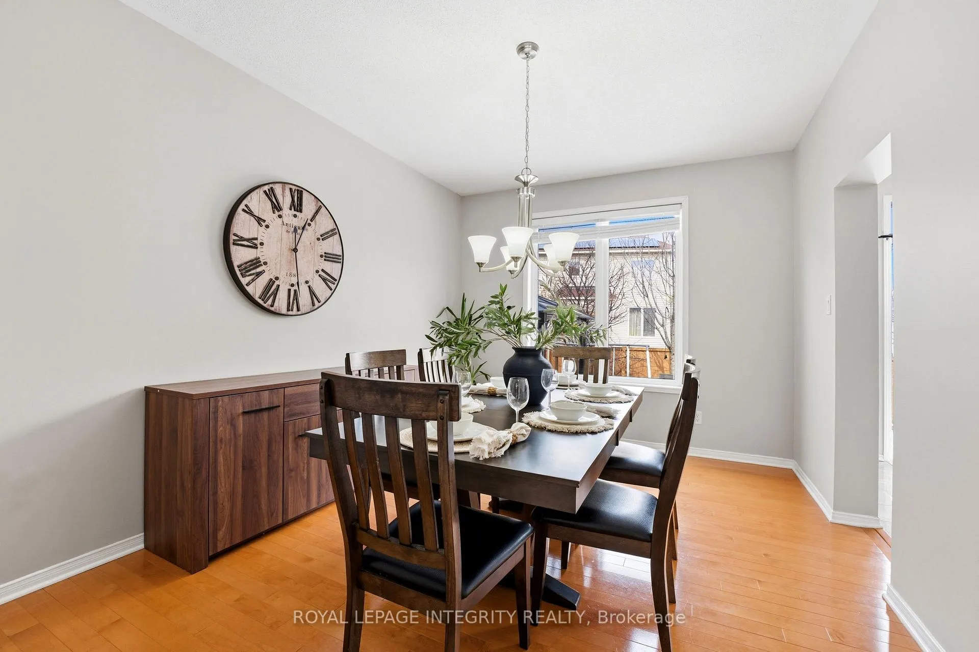 Photo 8 of 7 Len Lunney Crescent, Ottawa, Barrhaven East — HOMEH