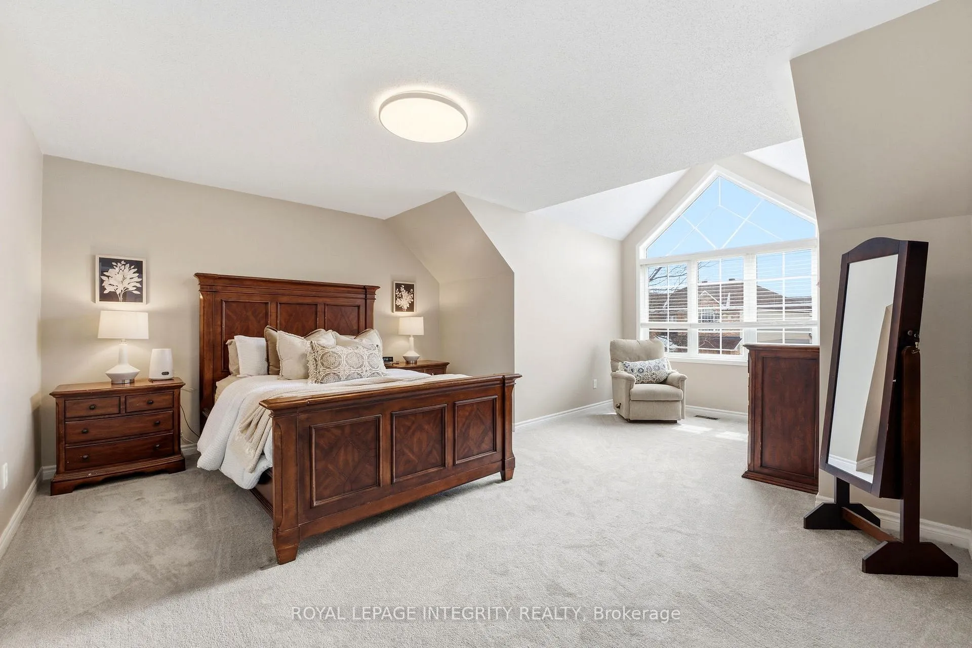 Photo 17 of 7 Len Lunney Crescent, Ottawa, Barrhaven East — HOMEH