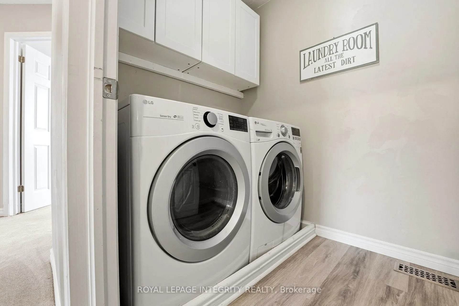 Photo 25 of 7 Len Lunney Crescent, Ottawa, Barrhaven East — HOMEH
