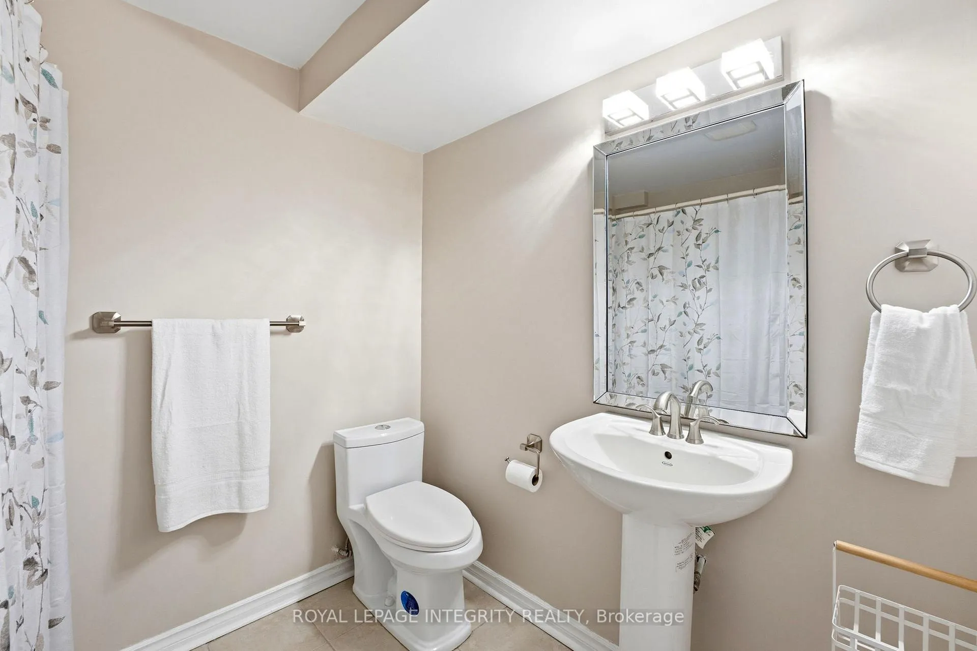 Photo 30 of 7 Len Lunney Crescent, Ottawa, Barrhaven East — HOMEH