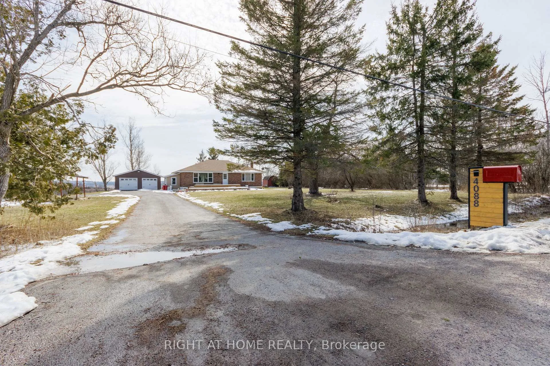 Photo 1 of 4088 Henderson Road, Frontenac, Frontenac South — HOMEH
