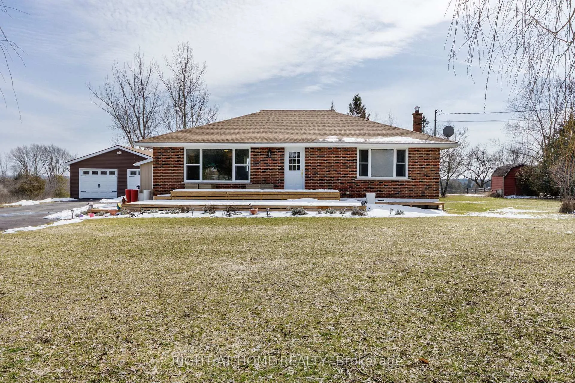 Photo 2 of 4088 Henderson Road, Frontenac, Frontenac South — HOMEH