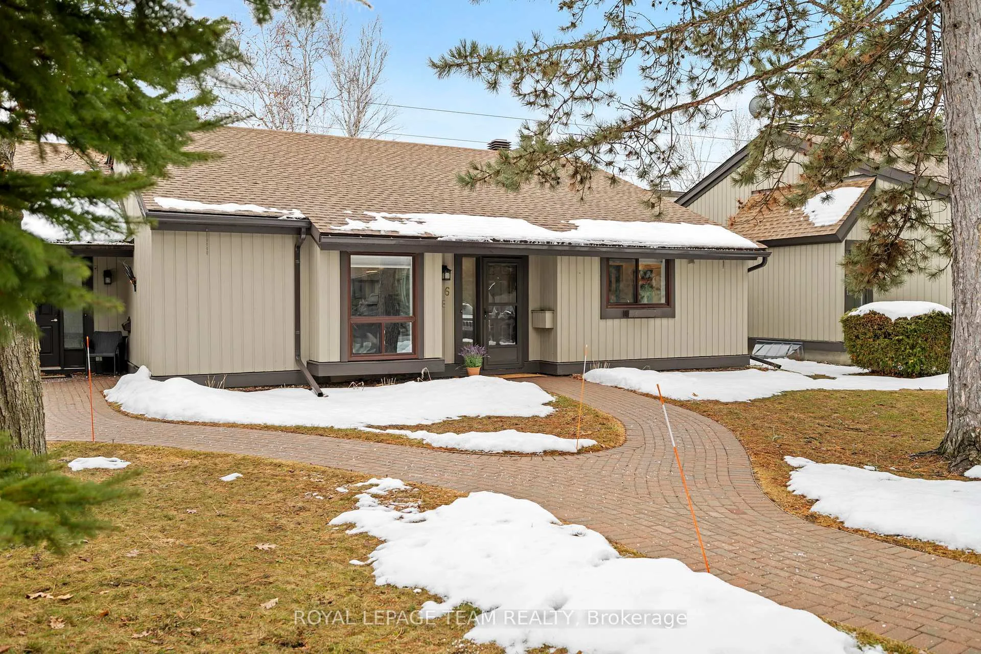 Photo 2 of 6 Kittansett Court, Ottawa, Stittsville (Central) — HOMEH