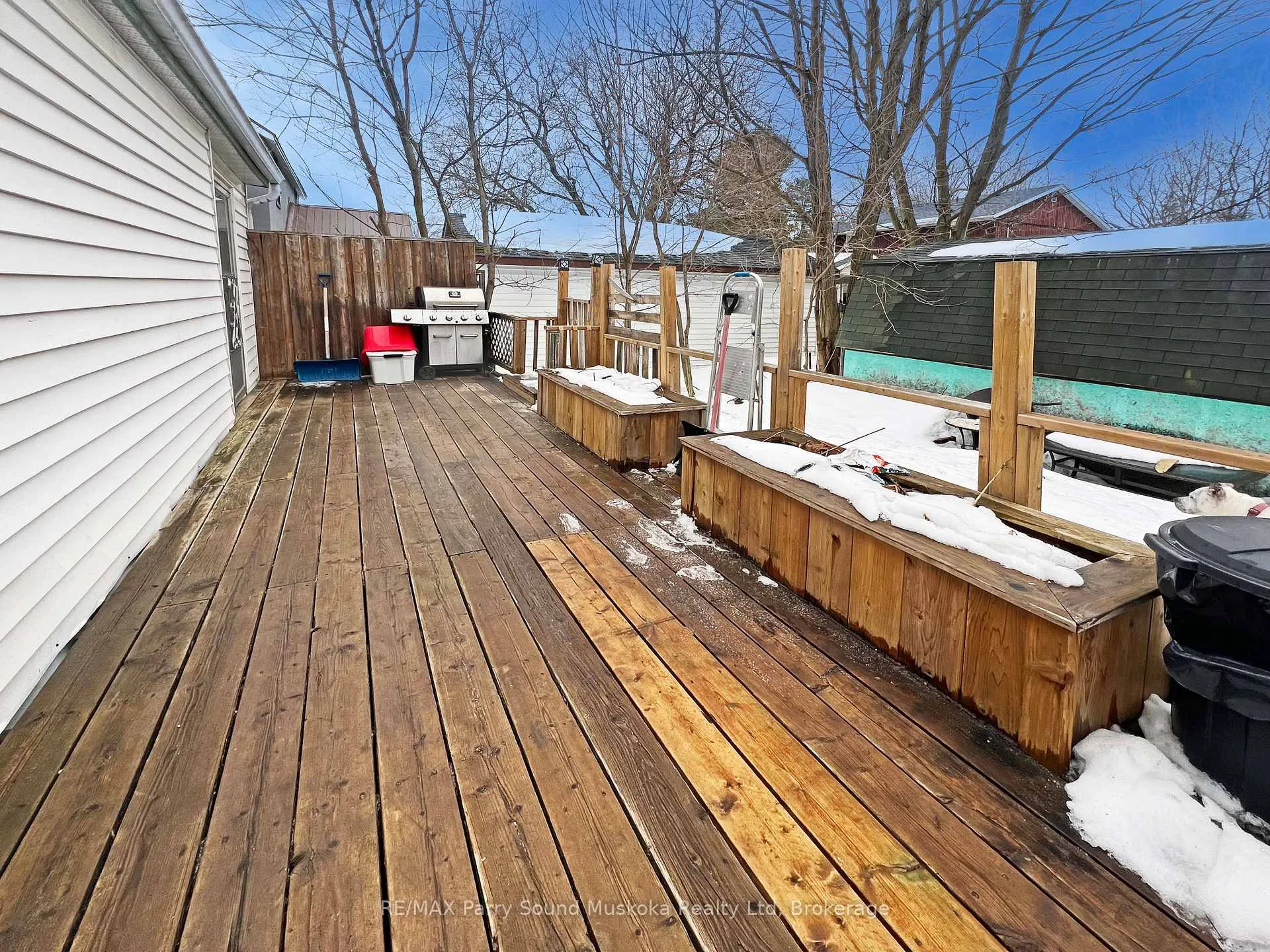 Photo 5 of 97 William Street, Parry Sound — HOMEH