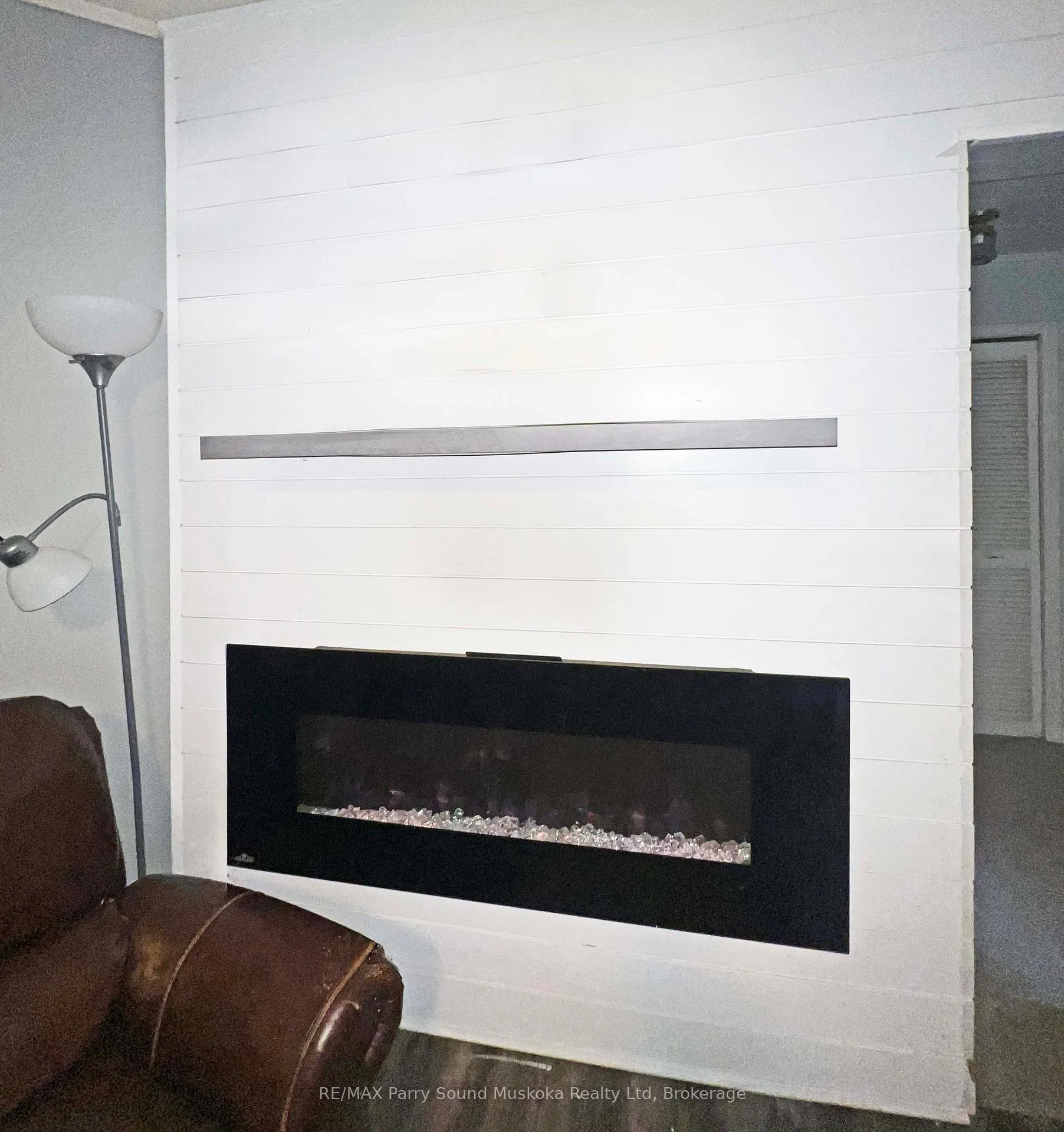 Photo 10 of 97 William Street, Parry Sound — HOMEH