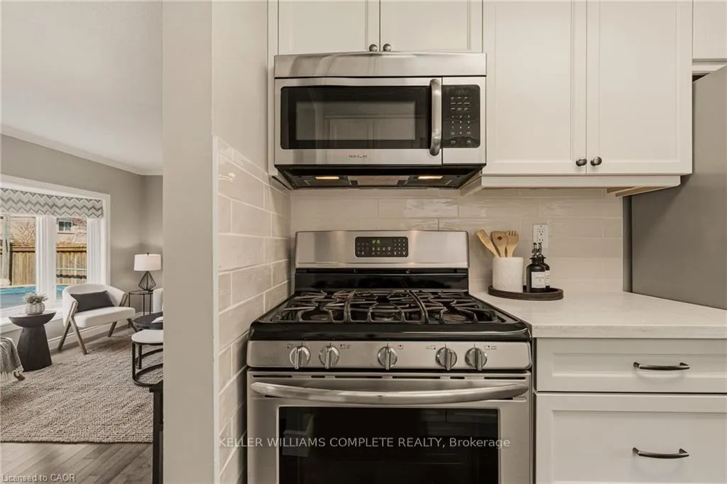 Photo 11 of 357 Rexford Drive, Hamilton, Randall — HOMEH