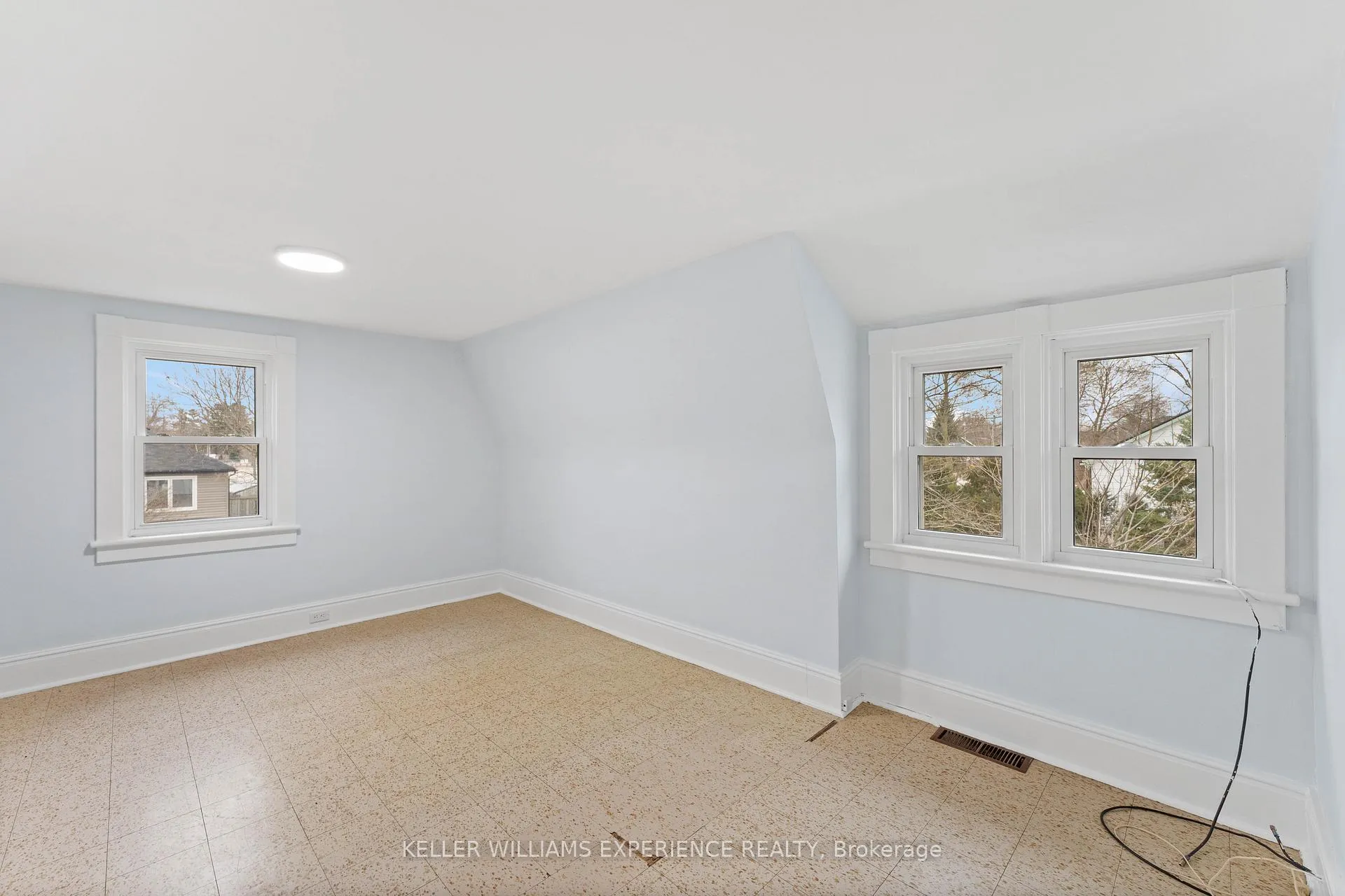 Photo 15 of 125 Raglan Street, Essa, Angus — HOMEH