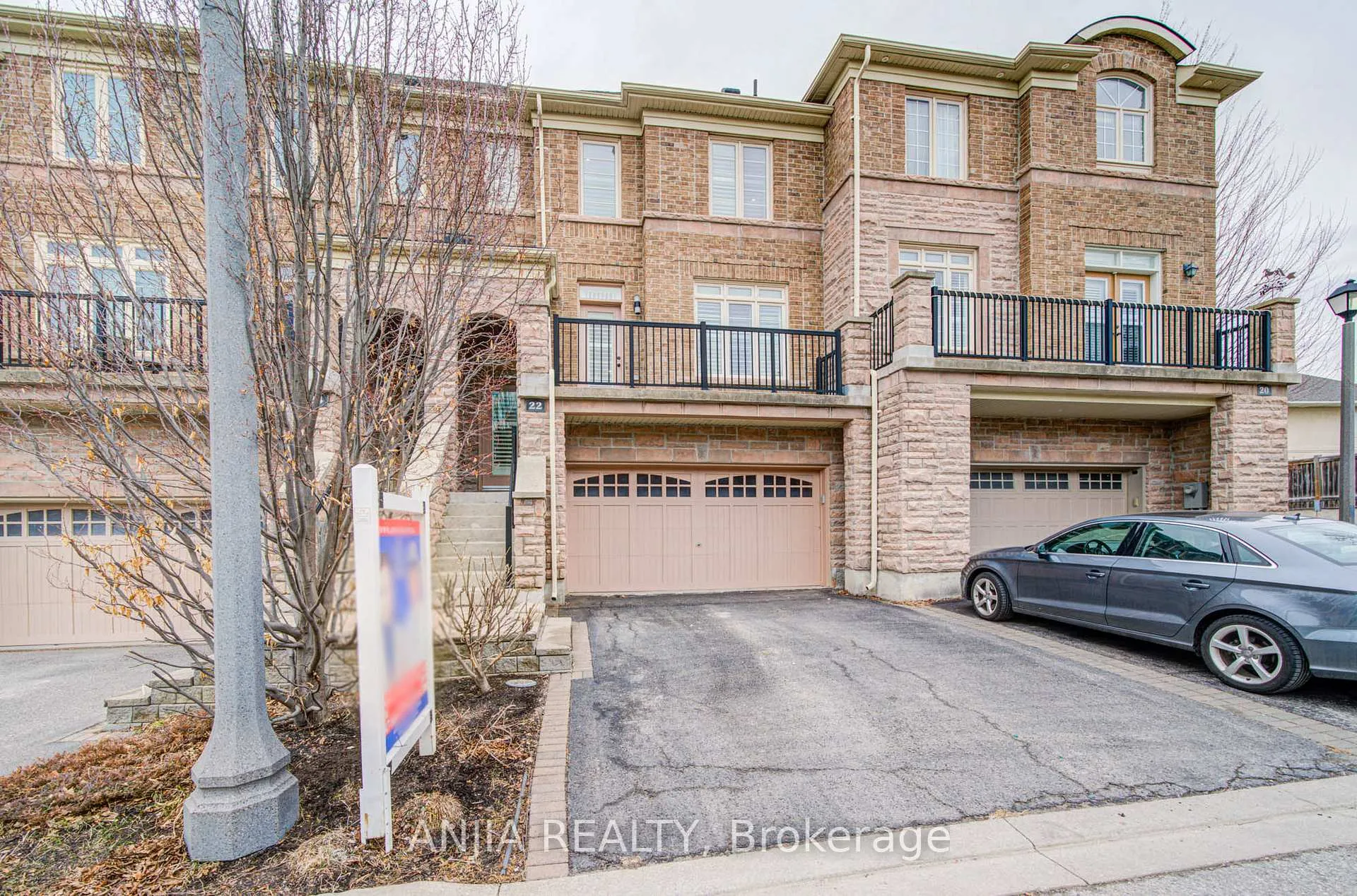 Front of 22 Kylemore Way