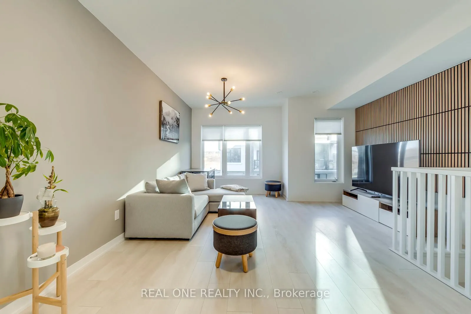 Photo 8 of Unit 41, 1095 Cooke Boulevard, Burlington, LaSalle — HOMEH