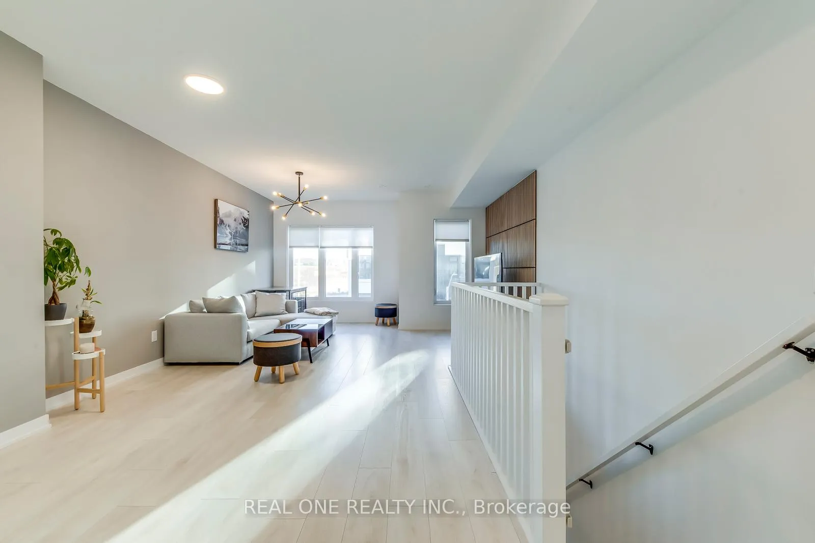 Photo 11 of Unit 41, 1095 Cooke Boulevard, Burlington, LaSalle — HOMEH
