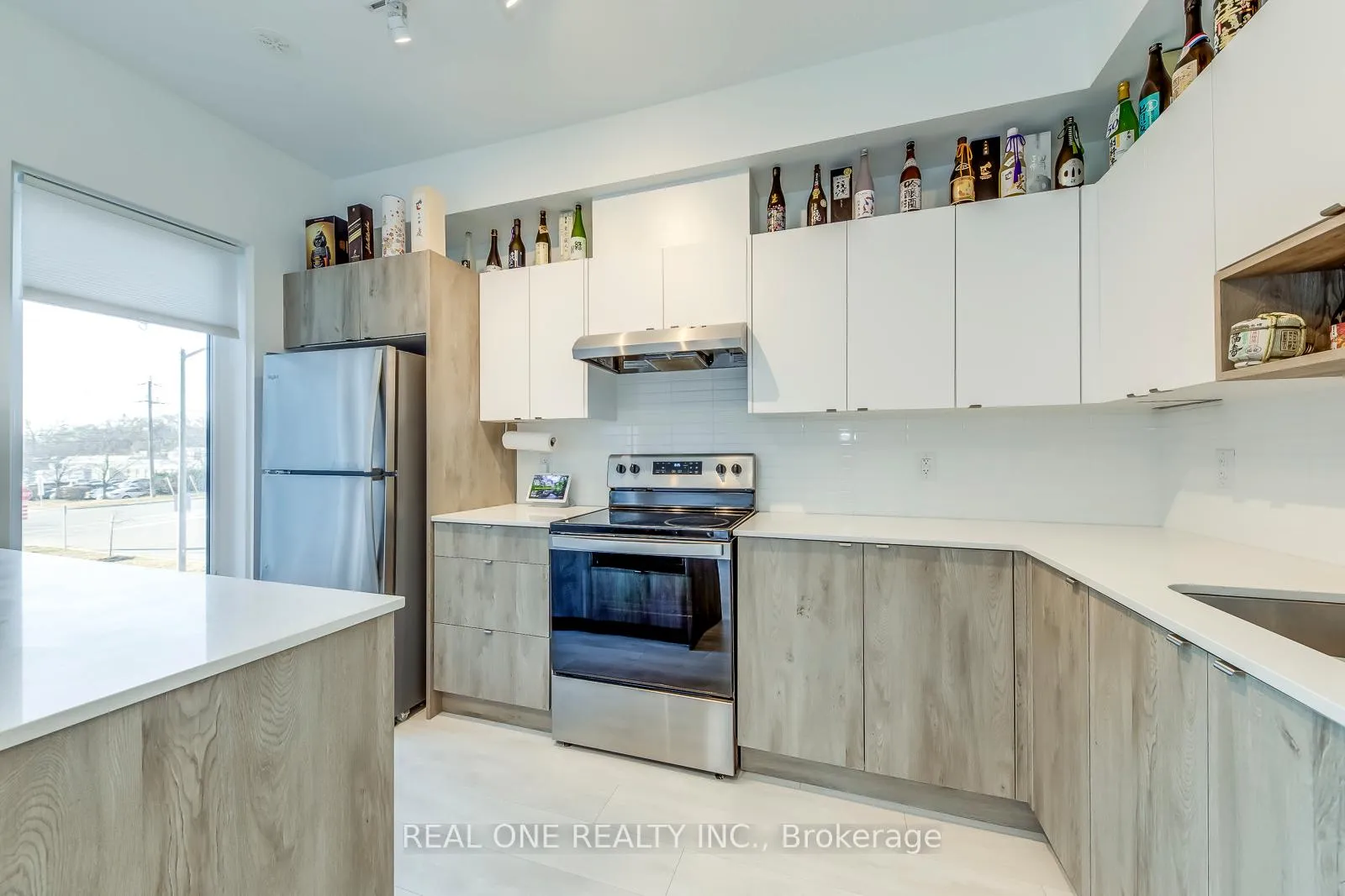 Photo 17 of Unit 41, 1095 Cooke Boulevard, Burlington, LaSalle — HOMEH