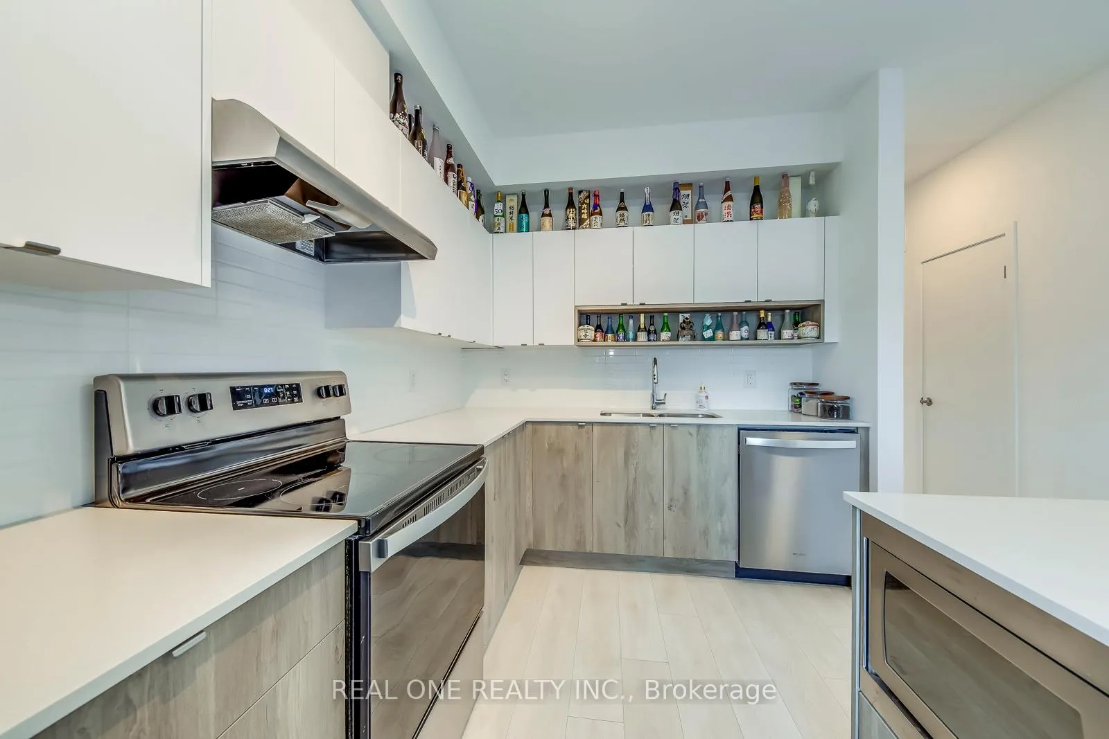 Photo 19 of Unit 41, 1095 Cooke Boulevard, Burlington, LaSalle — HOMEH