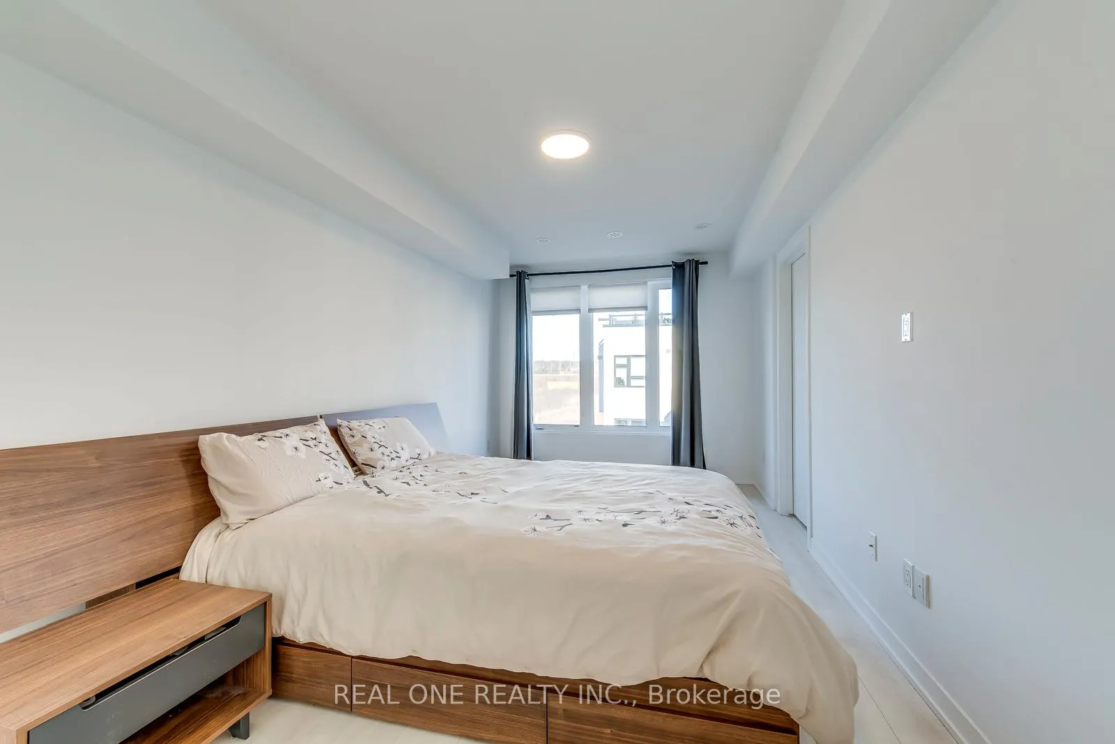 Photo 24 of Unit 41, 1095 Cooke Boulevard, Burlington, LaSalle — HOMEH