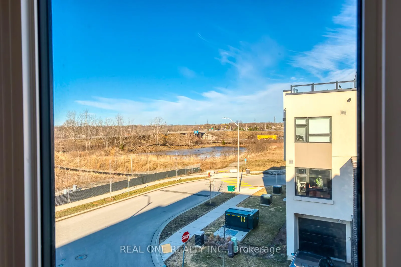Photo 26 of Unit 41, 1095 Cooke Boulevard, Burlington, LaSalle — HOMEH