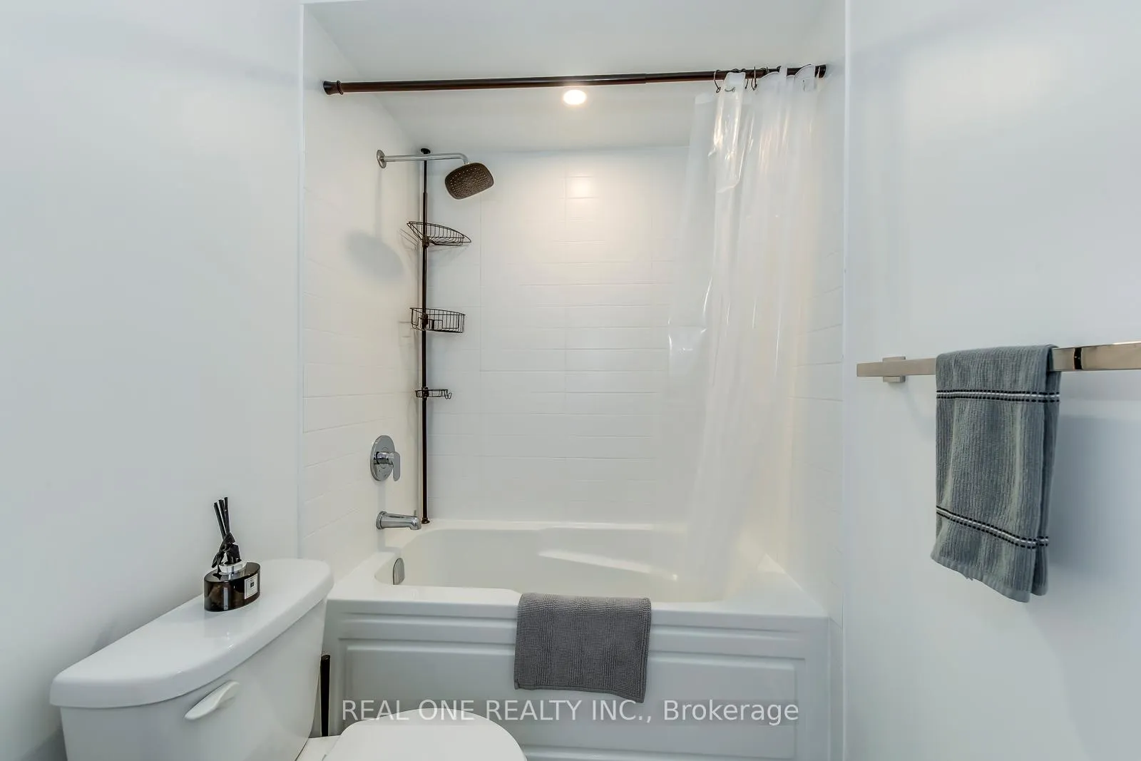 Photo 29 of Unit 41, 1095 Cooke Boulevard, Burlington, LaSalle — HOMEH