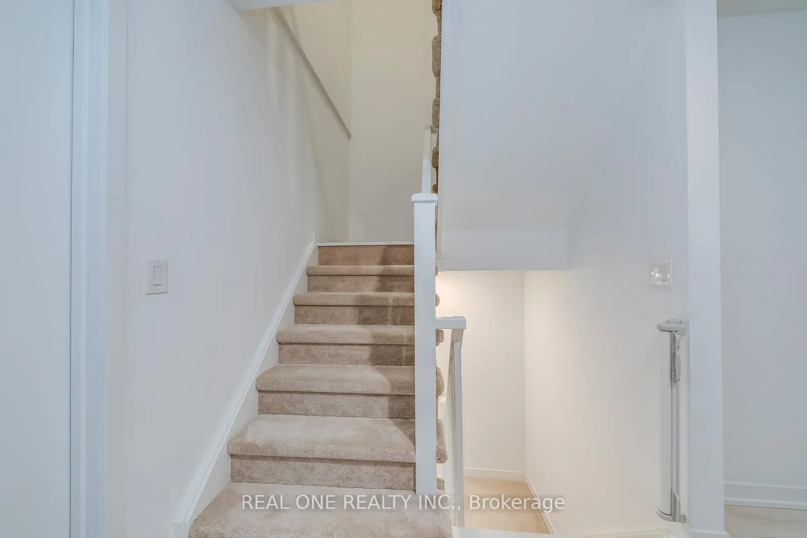 Photo 36 of Unit 41, 1095 Cooke Boulevard, Burlington, LaSalle — HOMEH