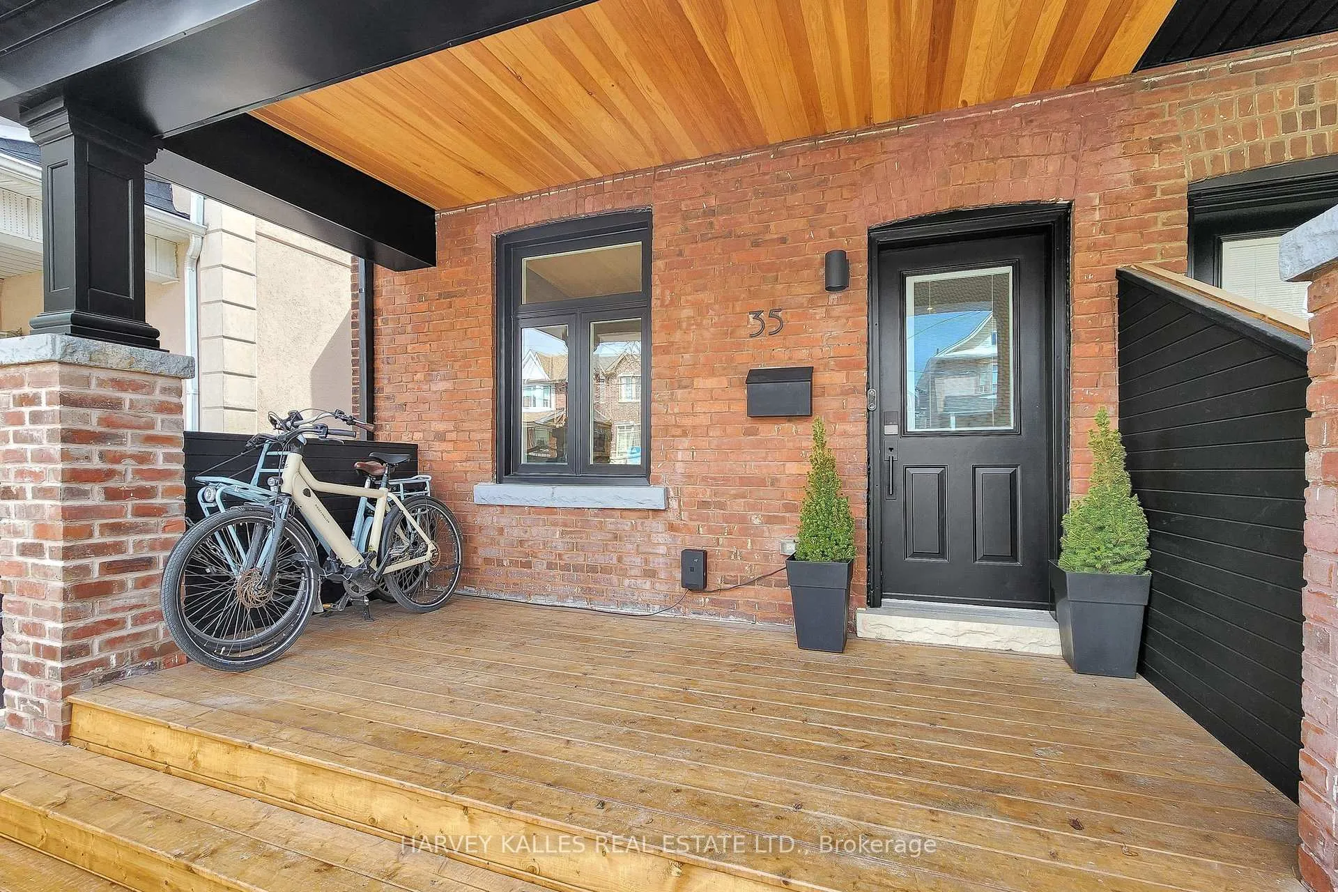 Photo 3 of 35 Peterborough Avenue, Toronto, Corso Italia-Davenport — HOMEH