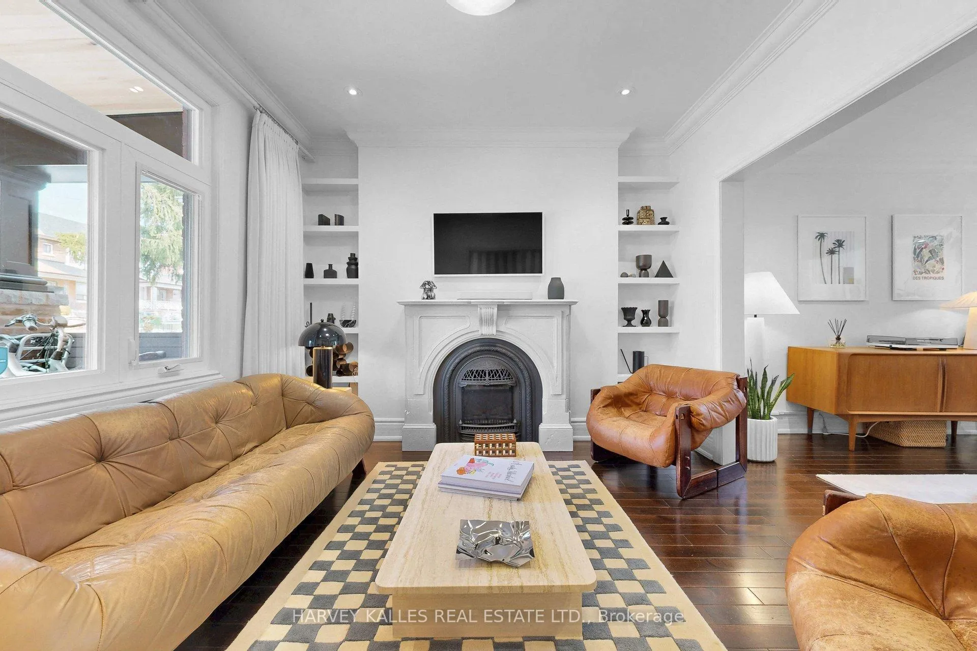 Photo 6 of 35 Peterborough Avenue, Toronto, Corso Italia-Davenport — HOMEH