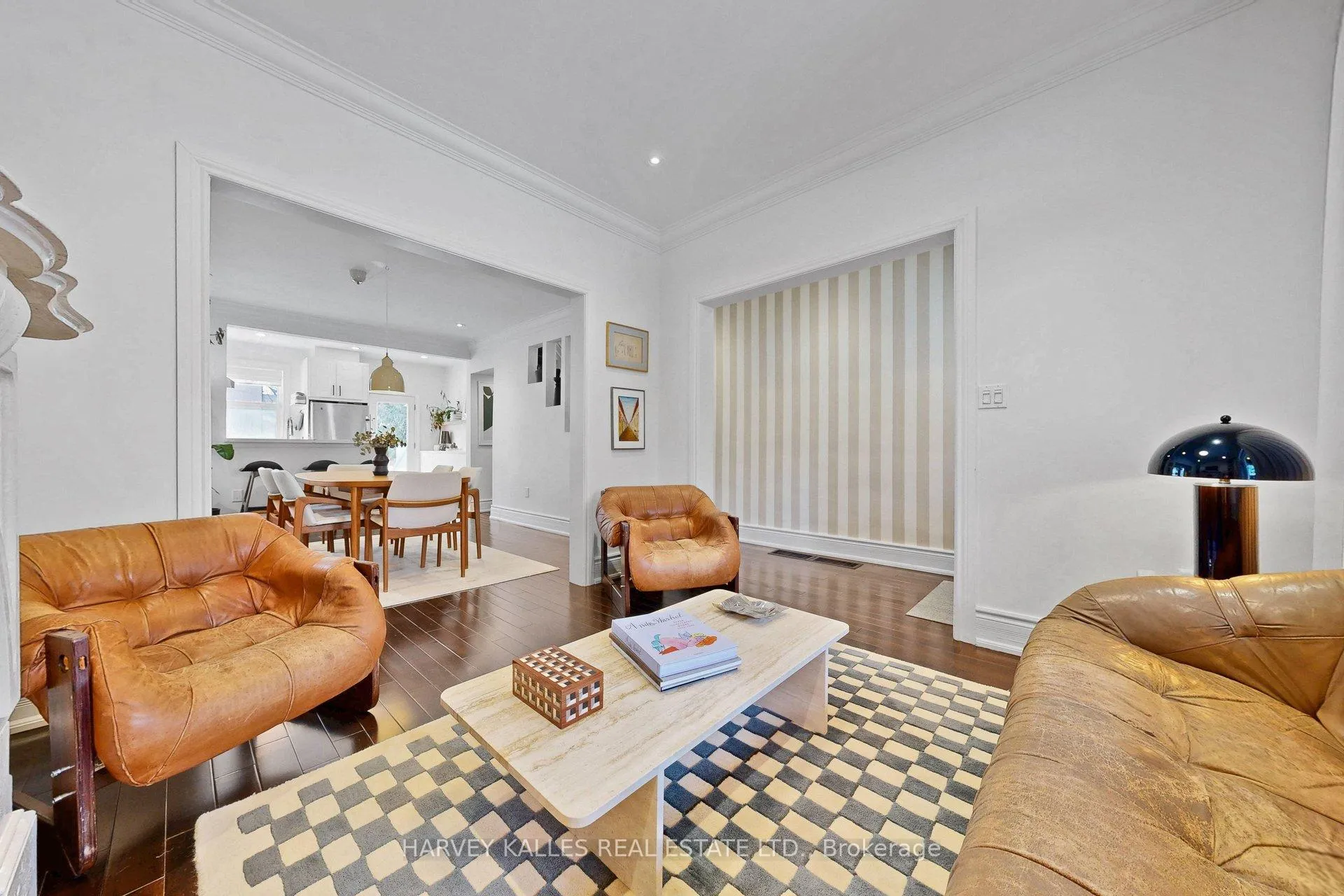 Photo 9 of 35 Peterborough Avenue, Toronto, Corso Italia-Davenport — HOMEH