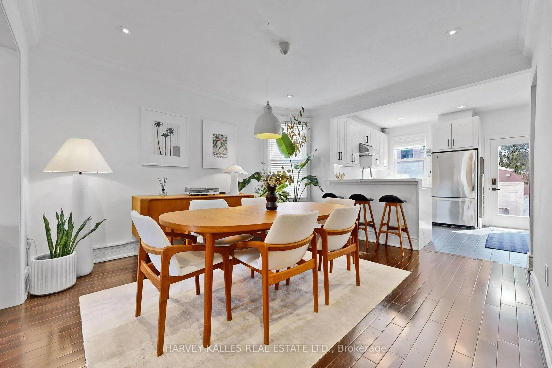 Photo 10 of 35 Peterborough Avenue, Toronto, Corso Italia-Davenport — HOMEH
