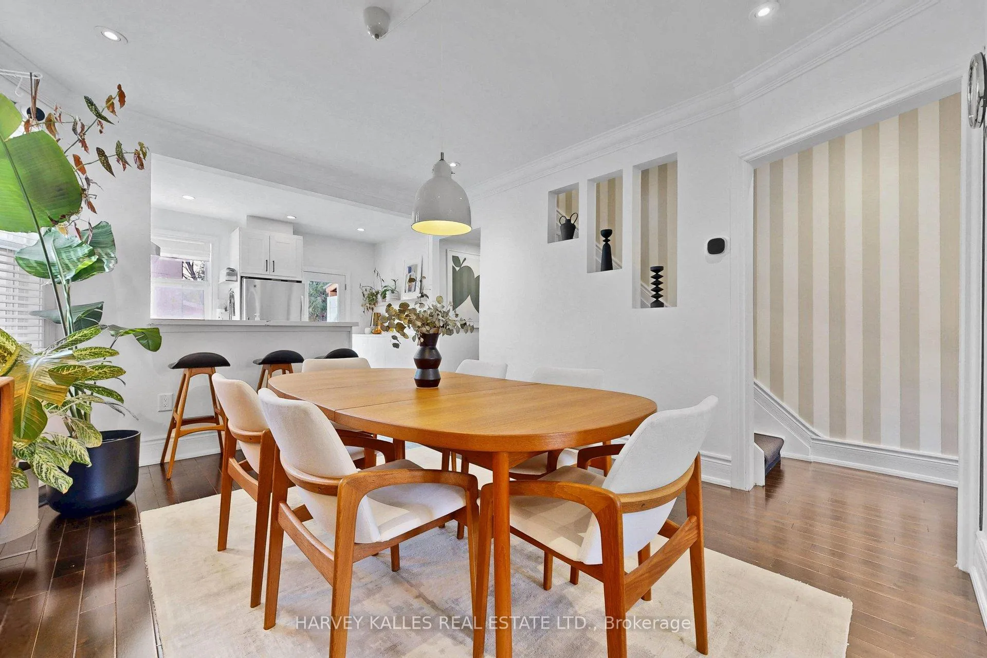 Photo 11 of 35 Peterborough Avenue, Toronto, Corso Italia-Davenport — HOMEH