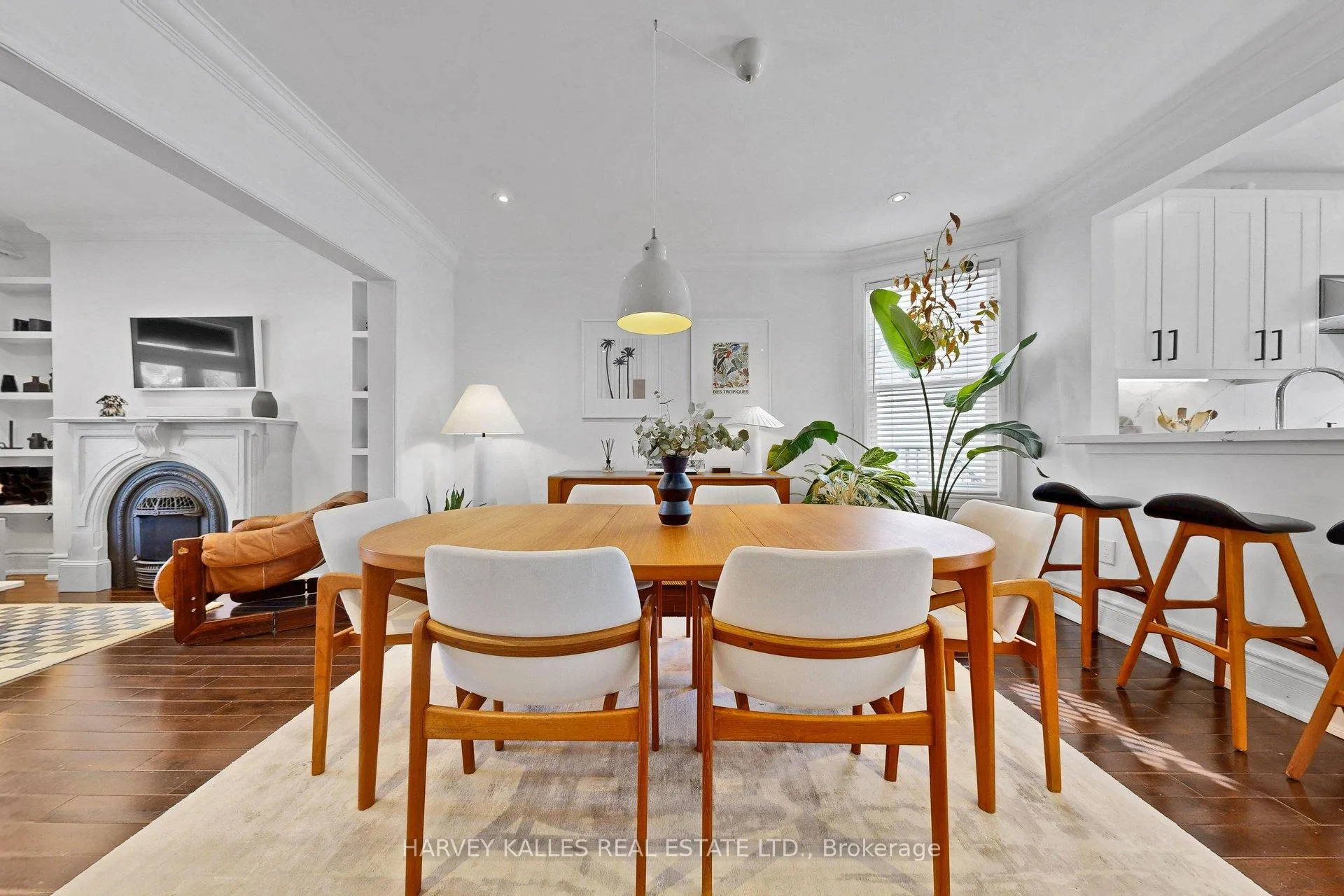 Photo 12 of 35 Peterborough Avenue, Toronto, Corso Italia-Davenport — HOMEH