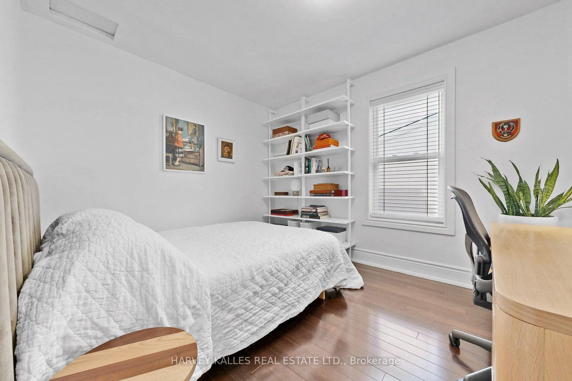 Photo 26 of 35 Peterborough Avenue, Toronto, Corso Italia-Davenport — HOMEH