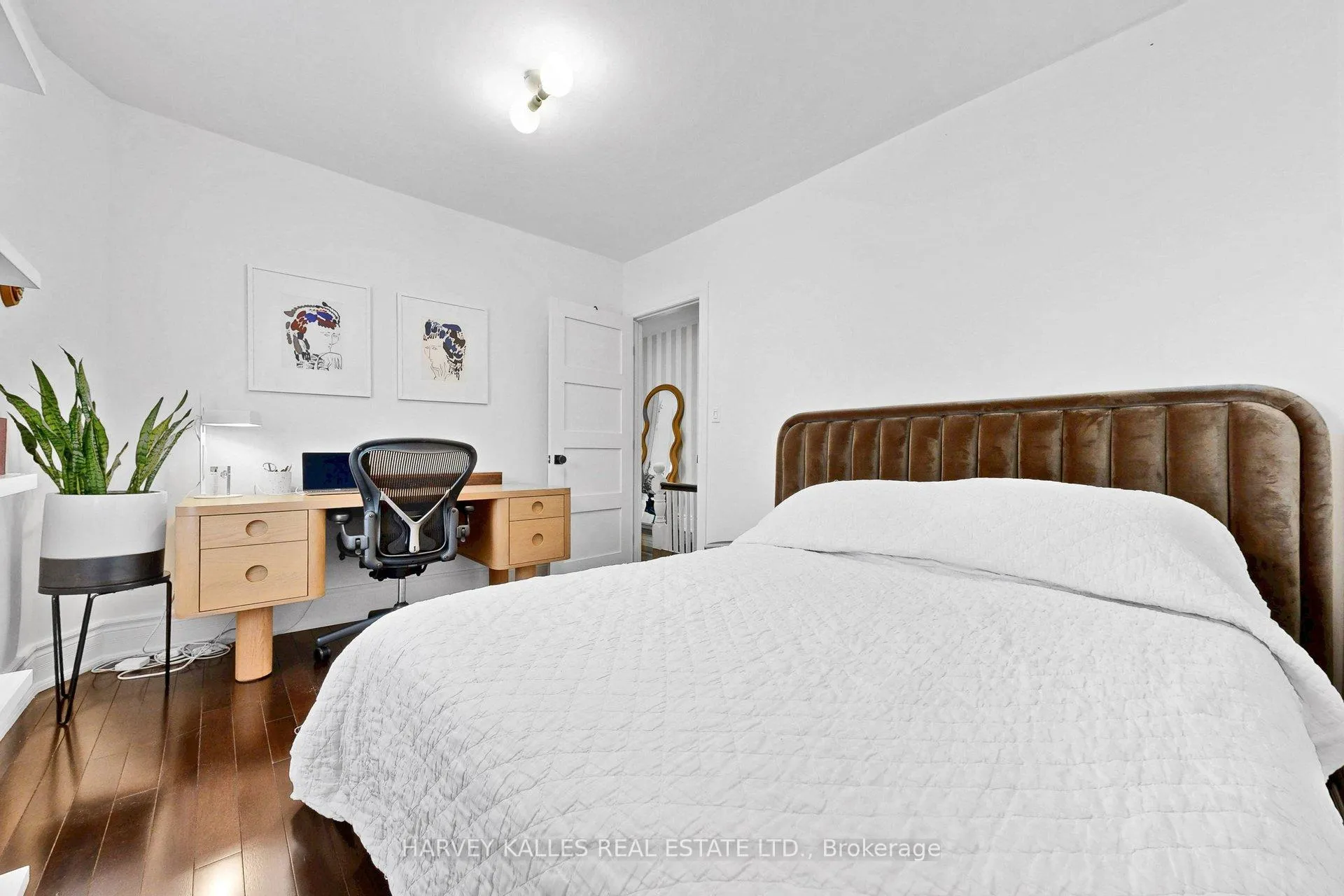 Photo 28 of 35 Peterborough Avenue, Toronto, Corso Italia-Davenport — HOMEH