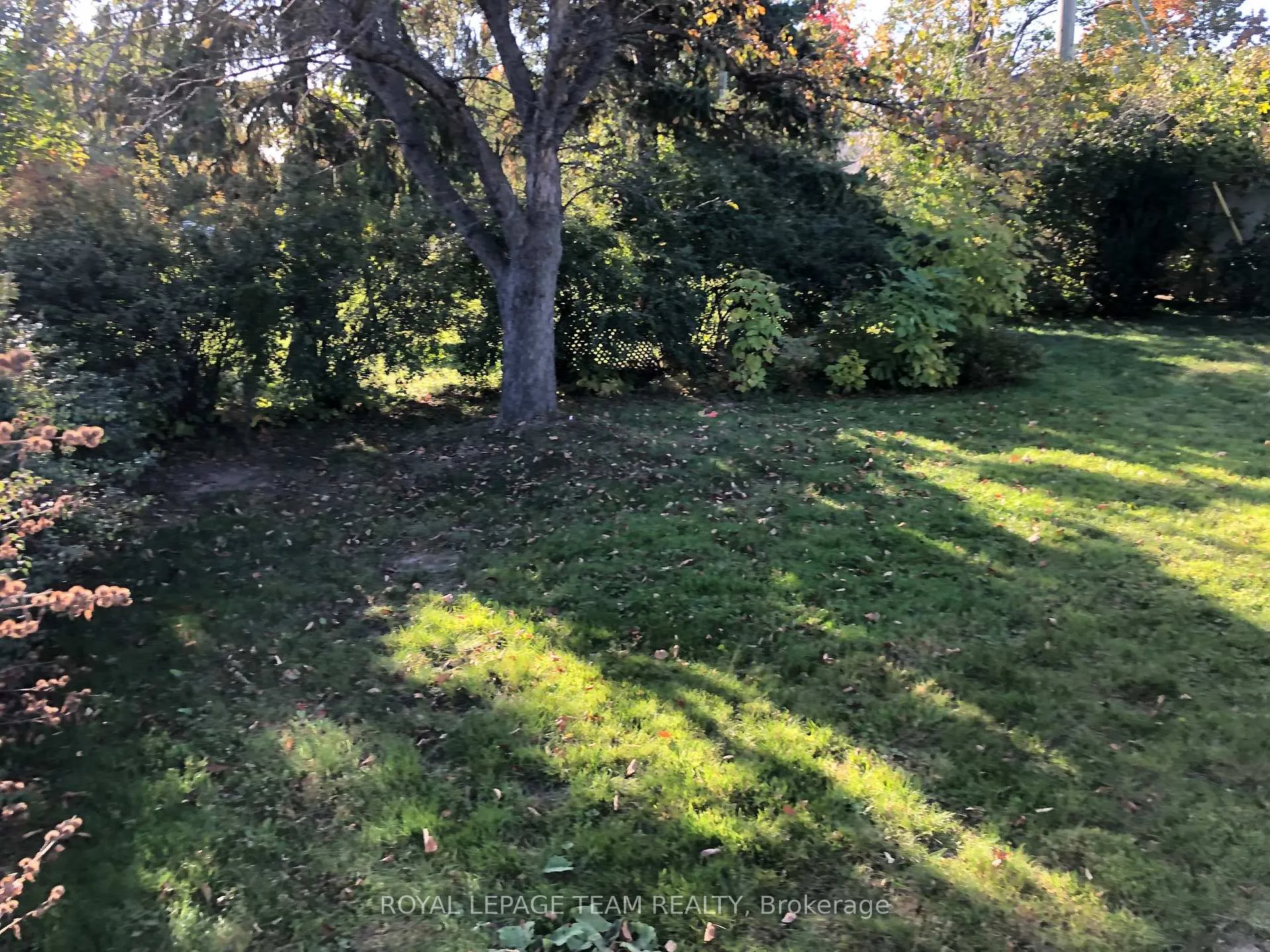 Photo 21 of Unit #B, 1180 Southwood Drive, Ottawa, Queensway Terrace South/Ridgeview — HOMEH