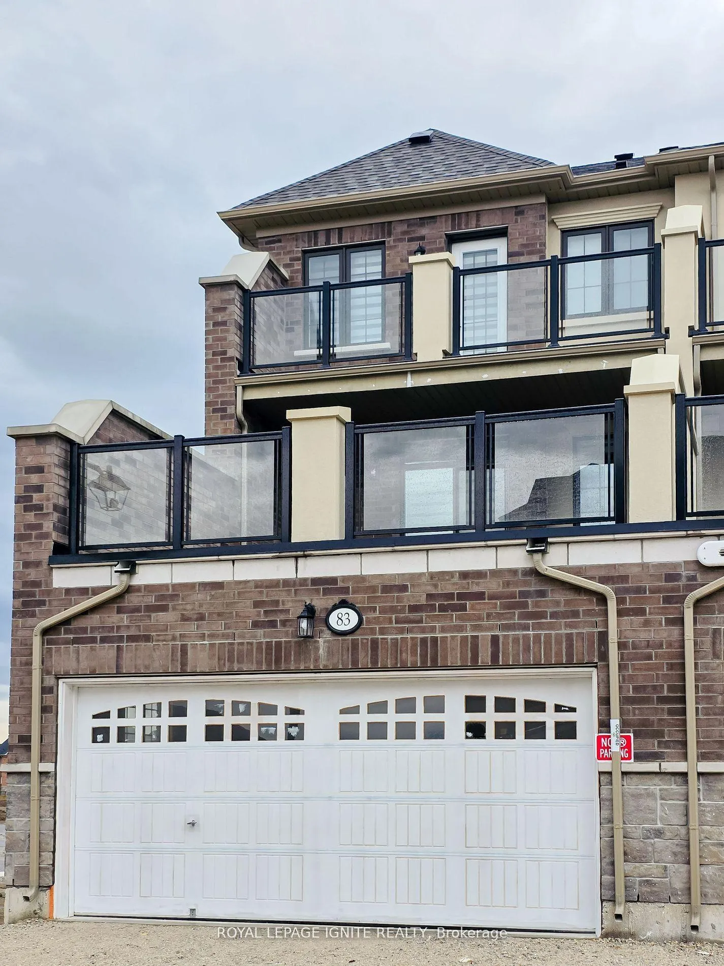 Photo 1 of 83 Claremont Drive, Brampton, Sandringham-Wellington North — HOMEH