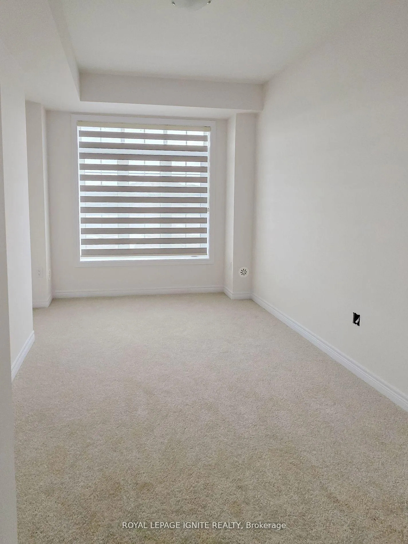 Photo 10 of 83 Claremont Drive, Brampton, Sandringham-Wellington North — HOMEH