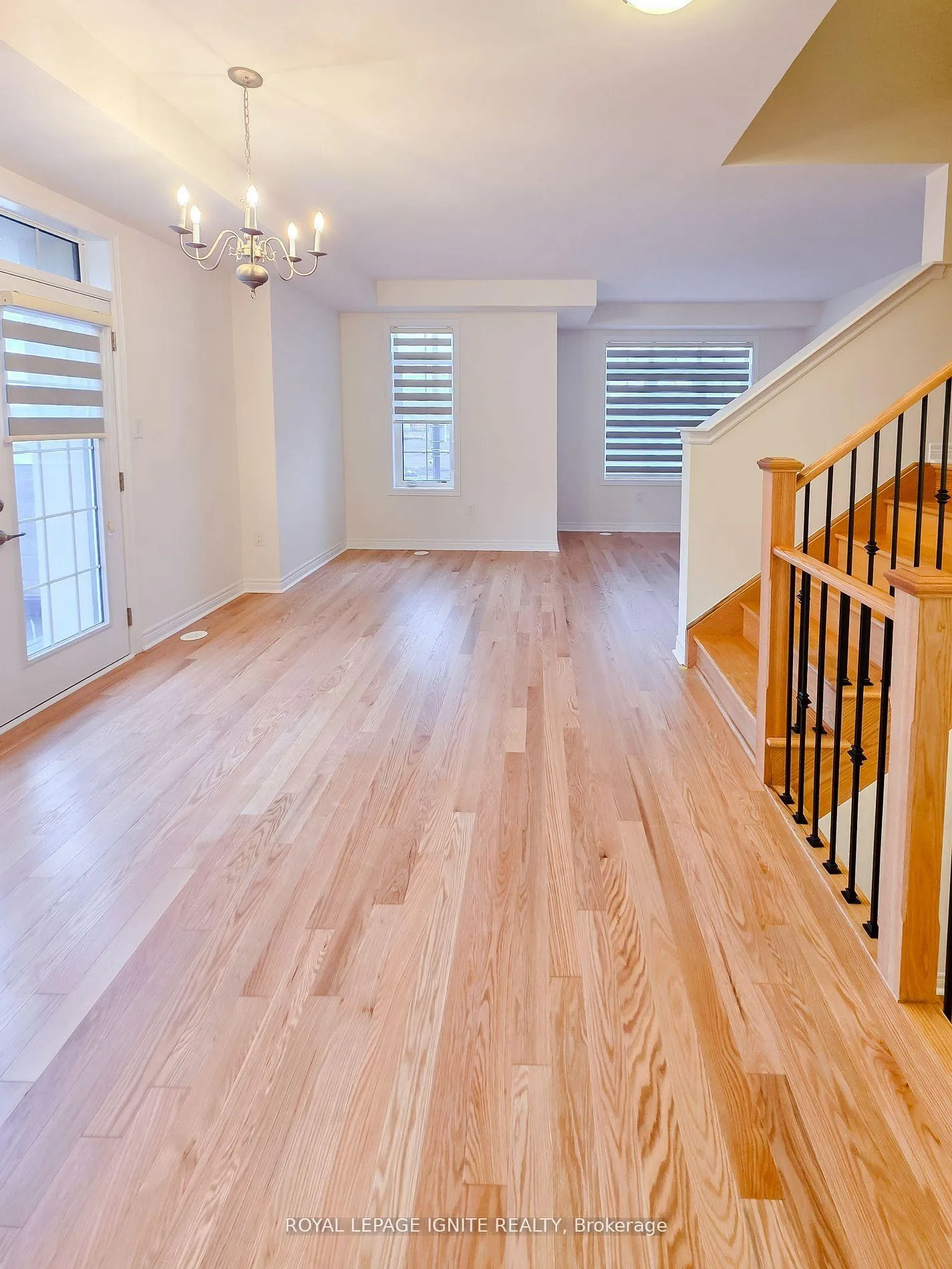 Photo 16 of 83 Claremont Drive, Brampton, Sandringham-Wellington North — HOMEH