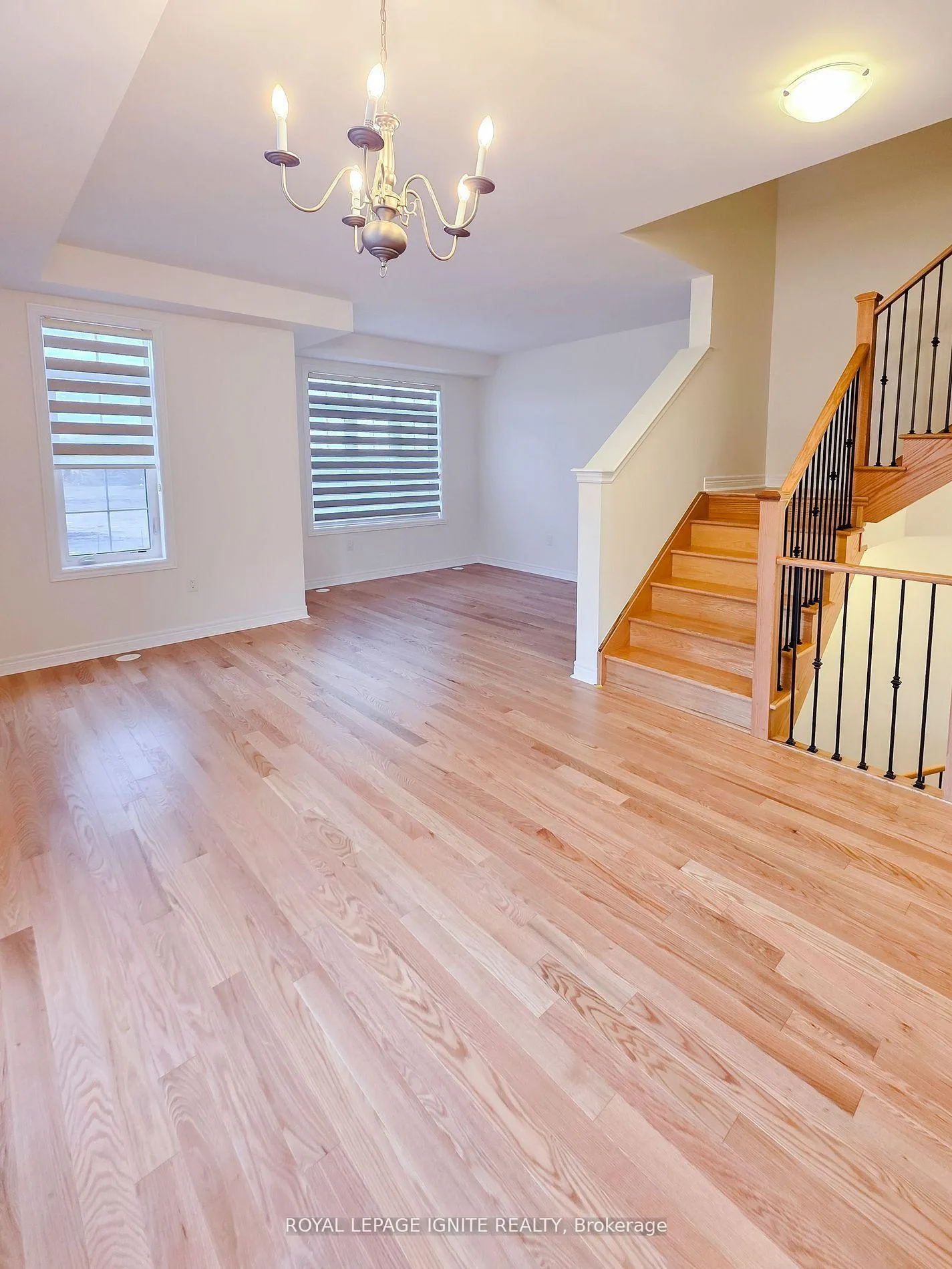 Photo 17 of 83 Claremont Drive, Brampton, Sandringham-Wellington North — HOMEH