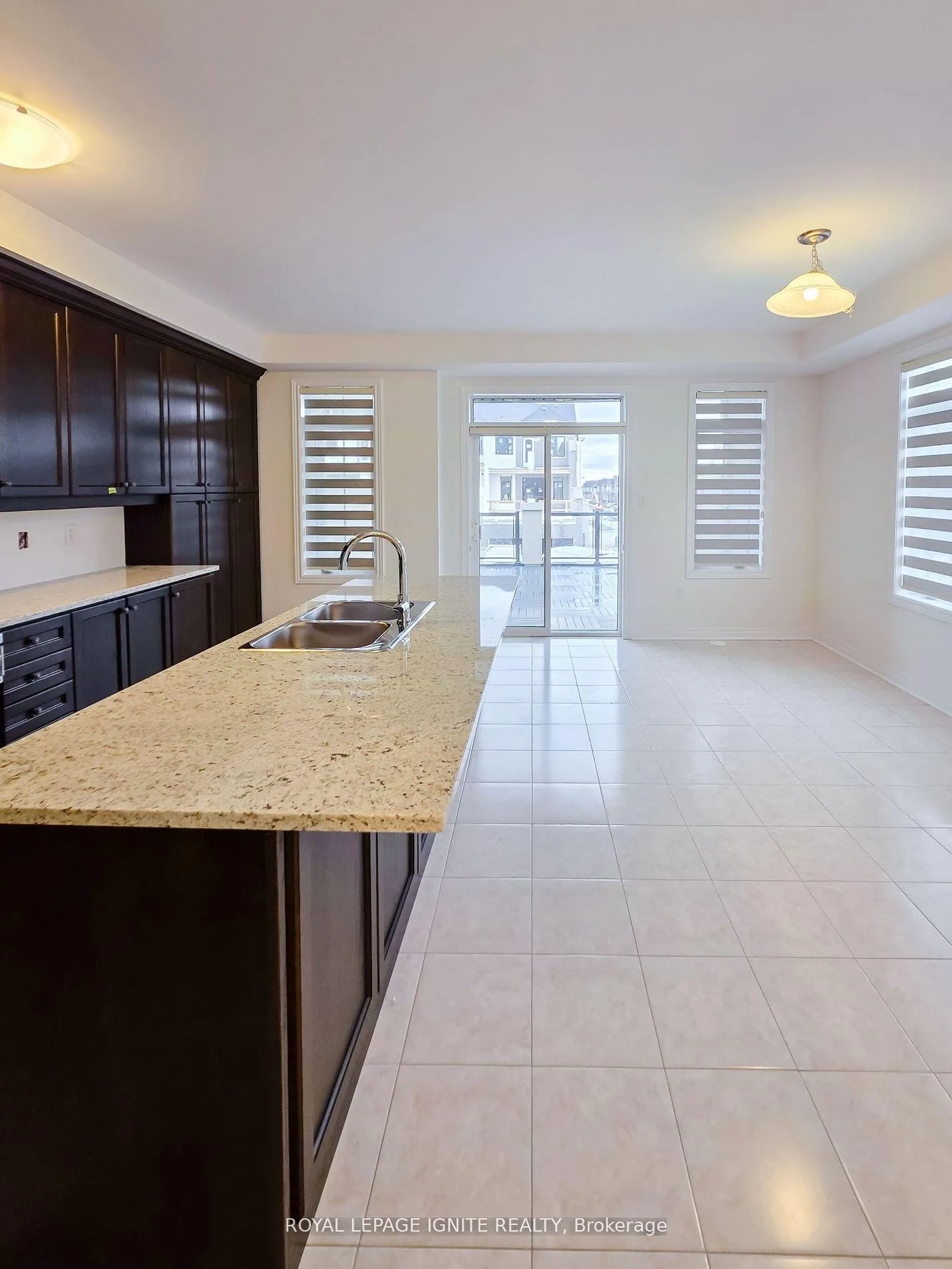 Photo 22 of 83 Claremont Drive, Brampton, Sandringham-Wellington North — HOMEH