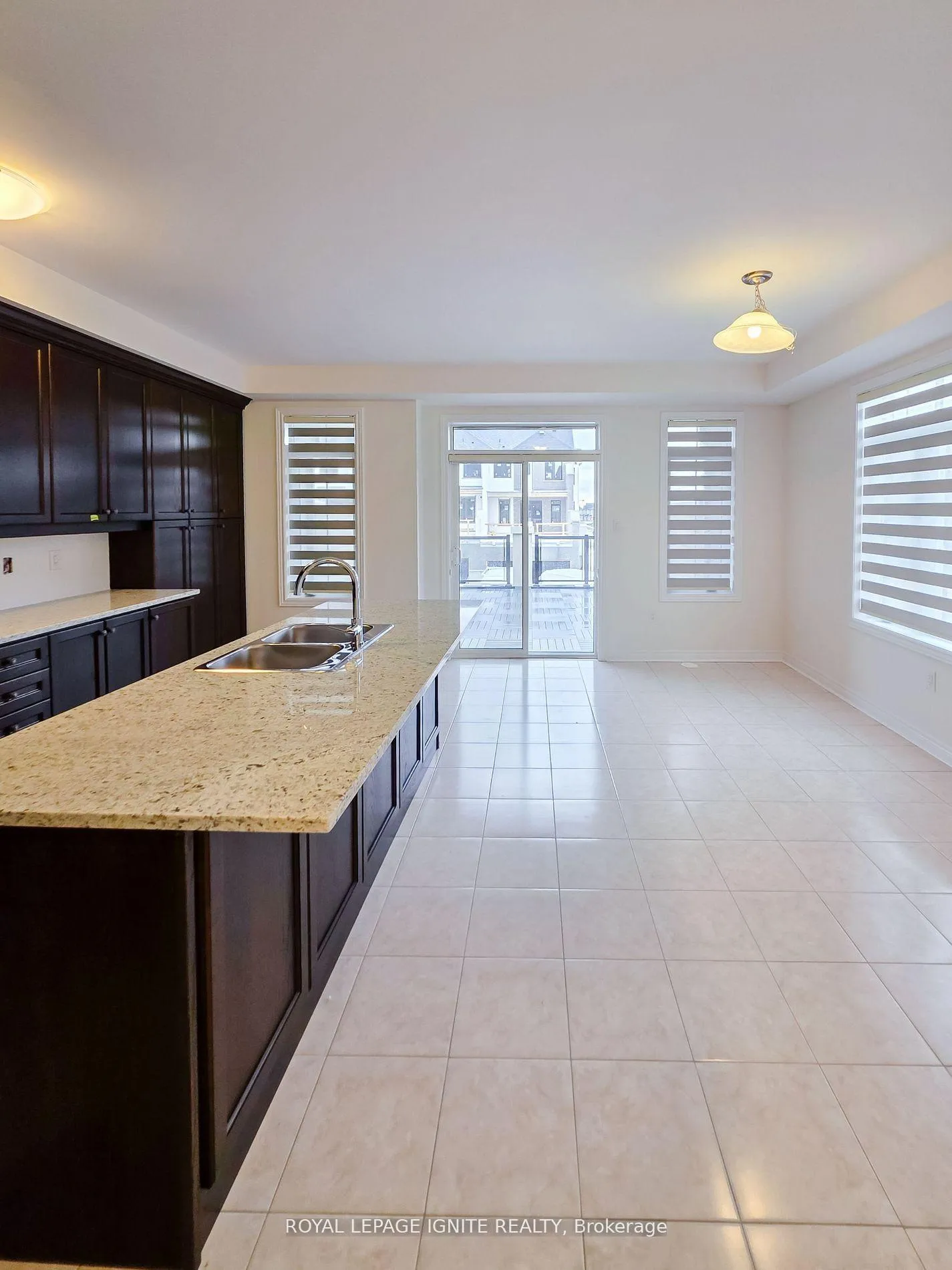 Photo 26 of 83 Claremont Drive, Brampton, Sandringham-Wellington North — HOMEH