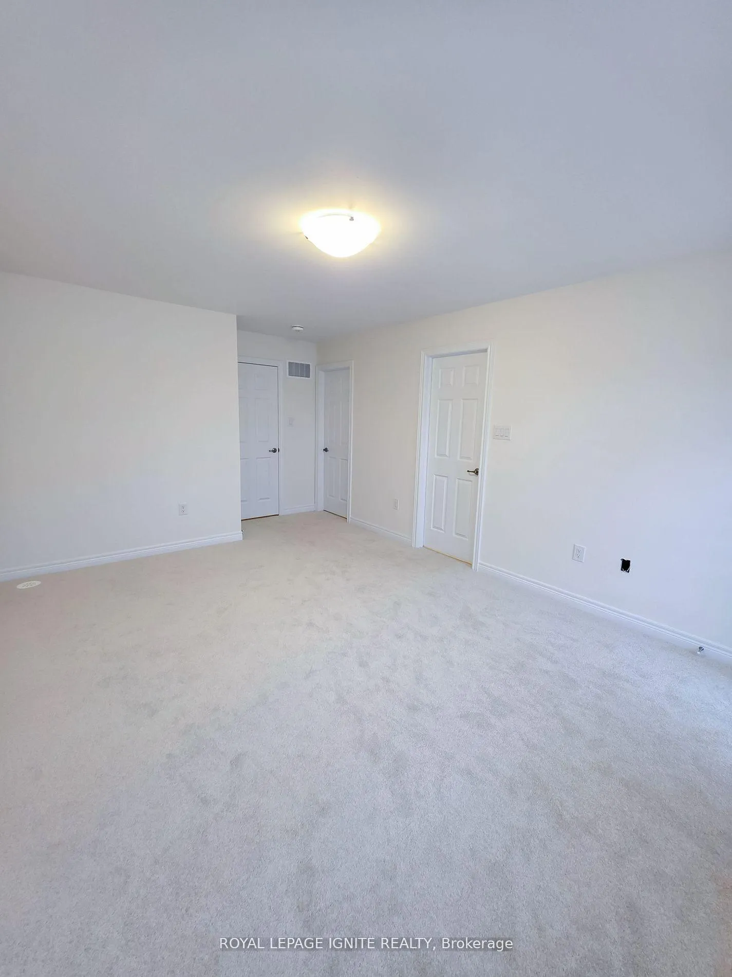 Photo 31 of 83 Claremont Drive, Brampton, Sandringham-Wellington North — HOMEH