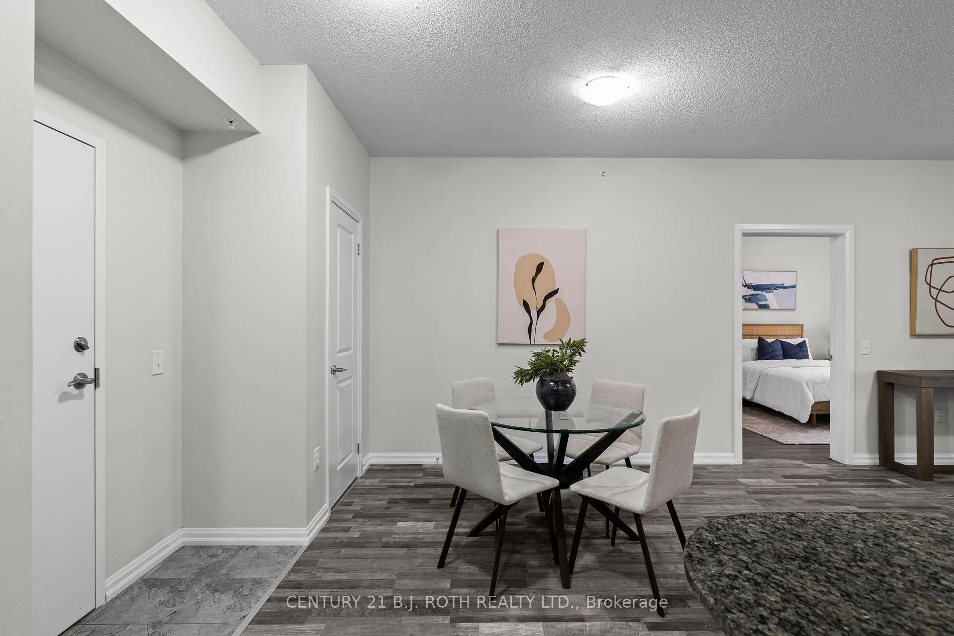 Photo 7 of Unit 115, 302 Essa Road, Barrie, 400 West — HOMEH