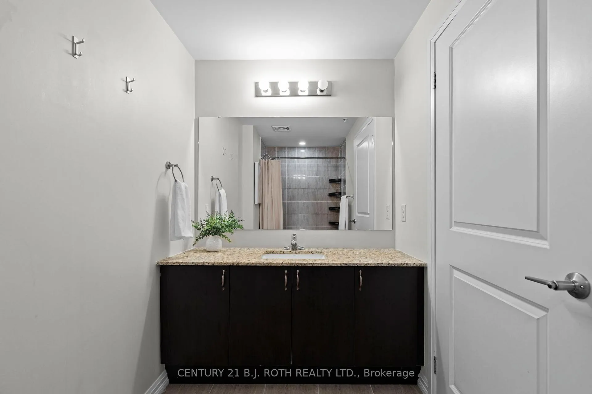 Photo 13 of Unit 115, 302 Essa Road, Barrie, 400 West — HOMEH