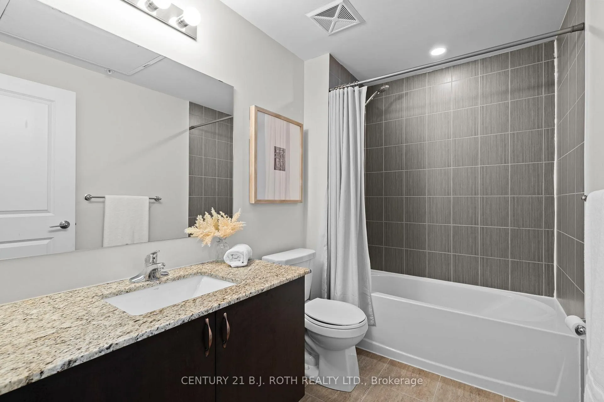 Photo 17 of Unit 115, 302 Essa Road, Barrie, 400 West — HOMEH