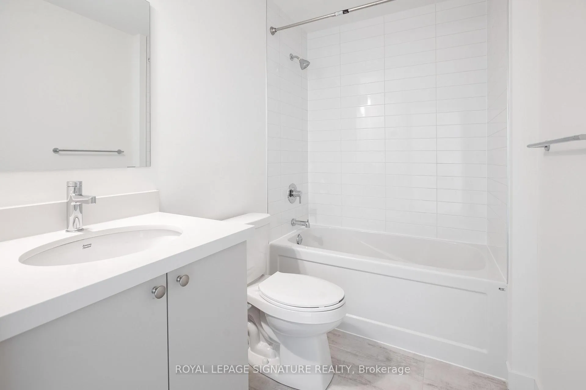 Photo 3 of Unit 802, 51 Clarington Boulevard, Clarington, Bowmanville — HOMEH