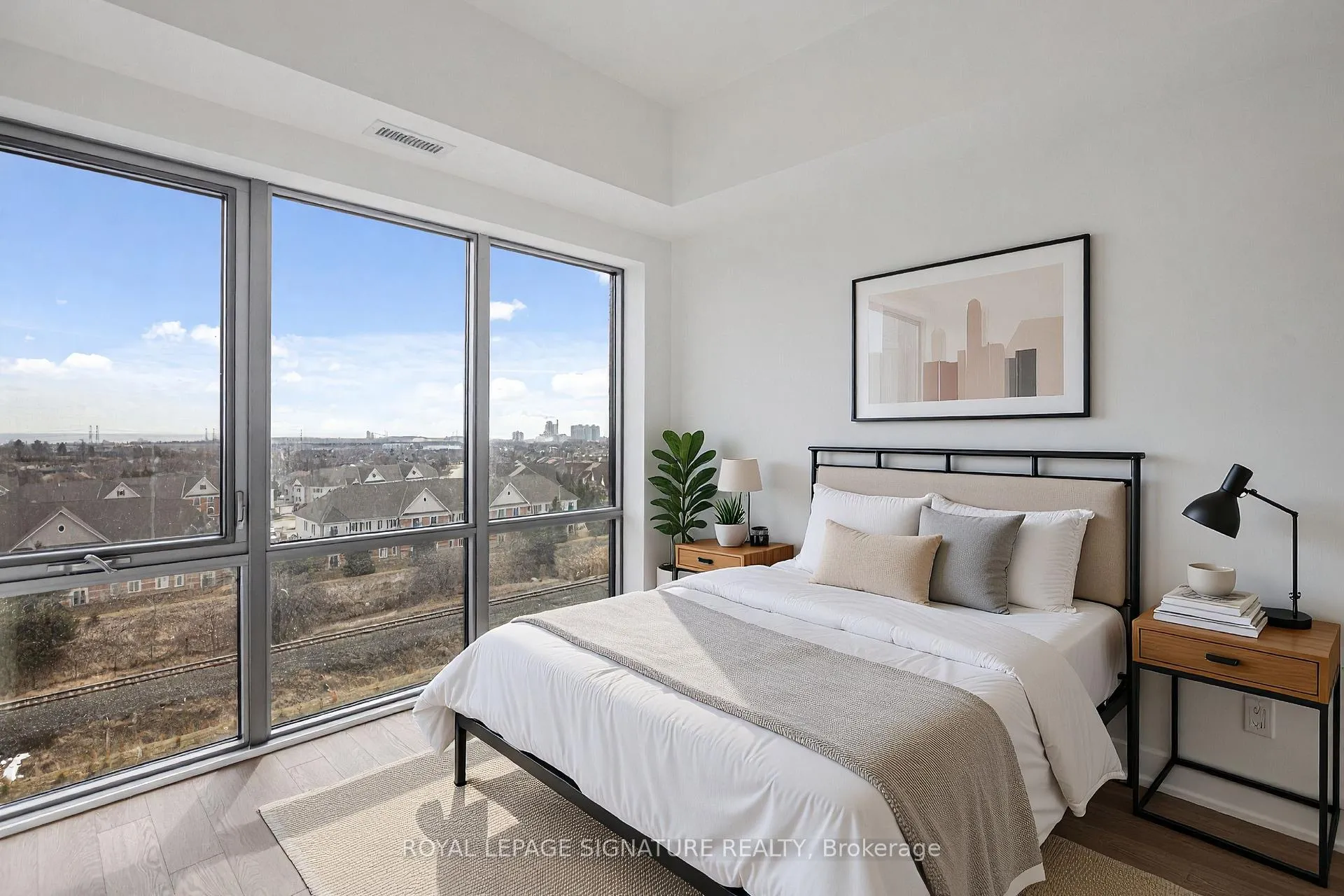 Photo 16 of Unit 802, 51 Clarington Boulevard, Clarington, Bowmanville — HOMEH