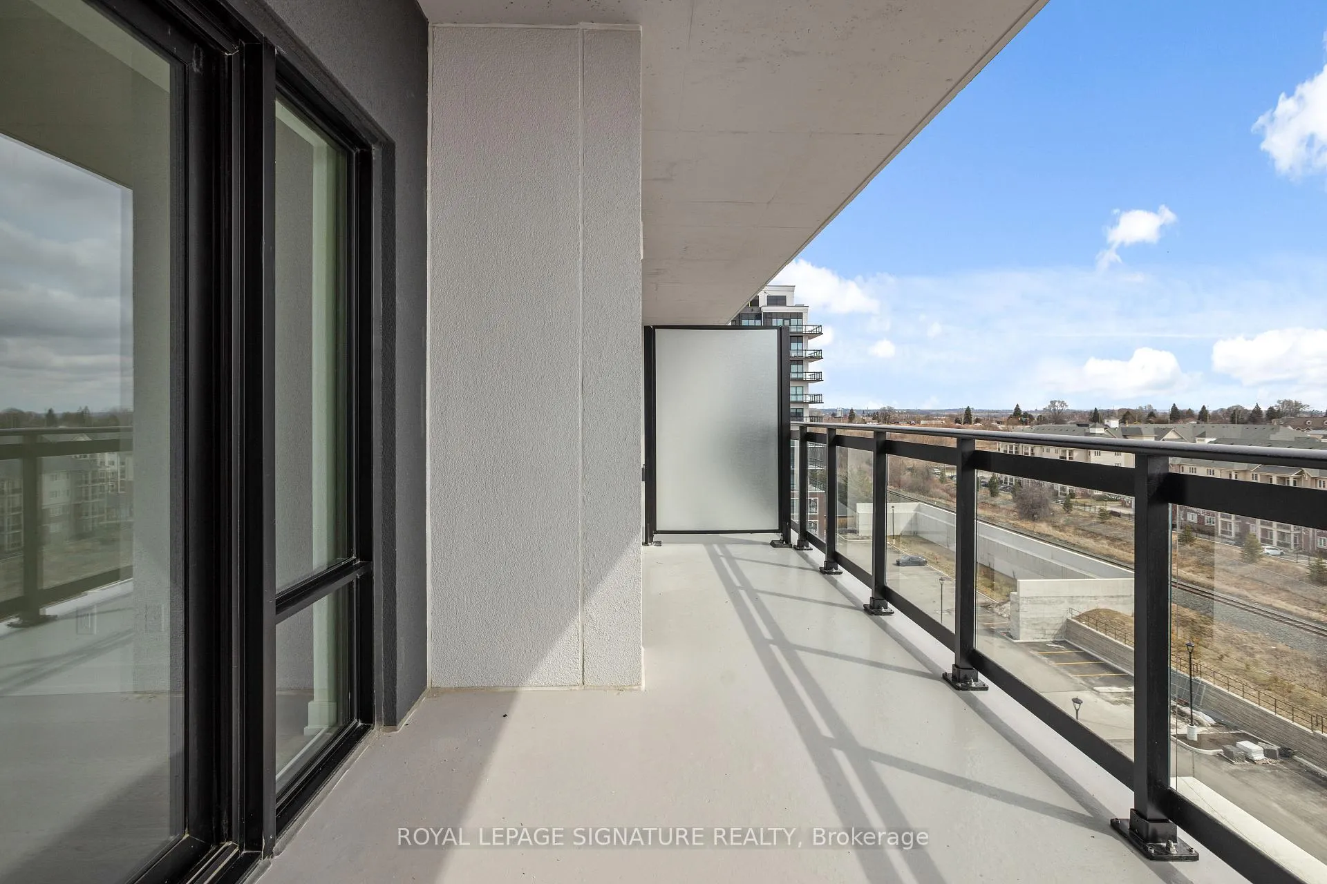 Photo 28 of Unit 802, 51 Clarington Boulevard, Clarington, Bowmanville — HOMEH