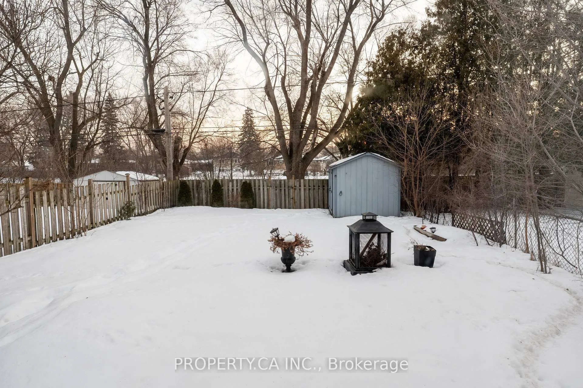 Photo 18 of 65 Cloverdale Drive, Brampton, Avondale — HOMEH