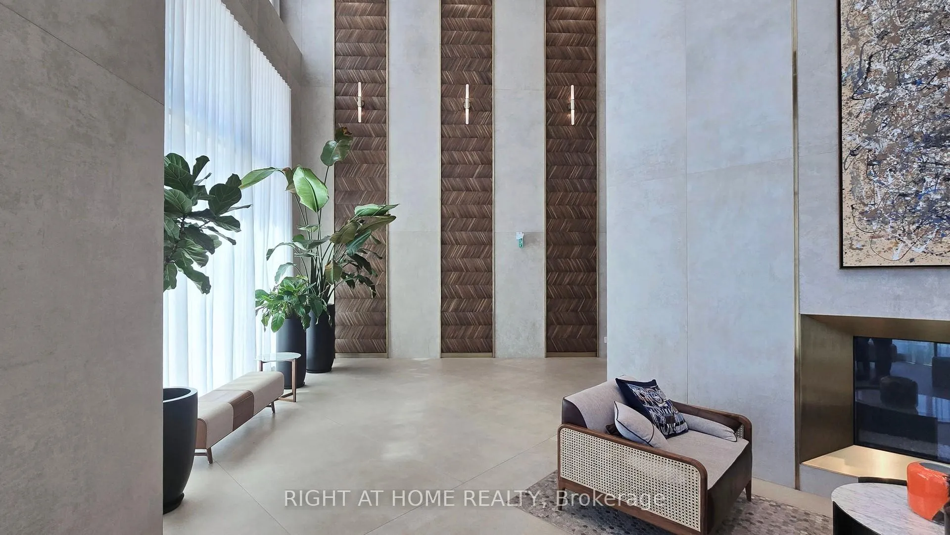 Photo 8 of Unit 902, 1000 Portage Parkway, Vaughan, Vaughan Corporate Centre — HOMEH